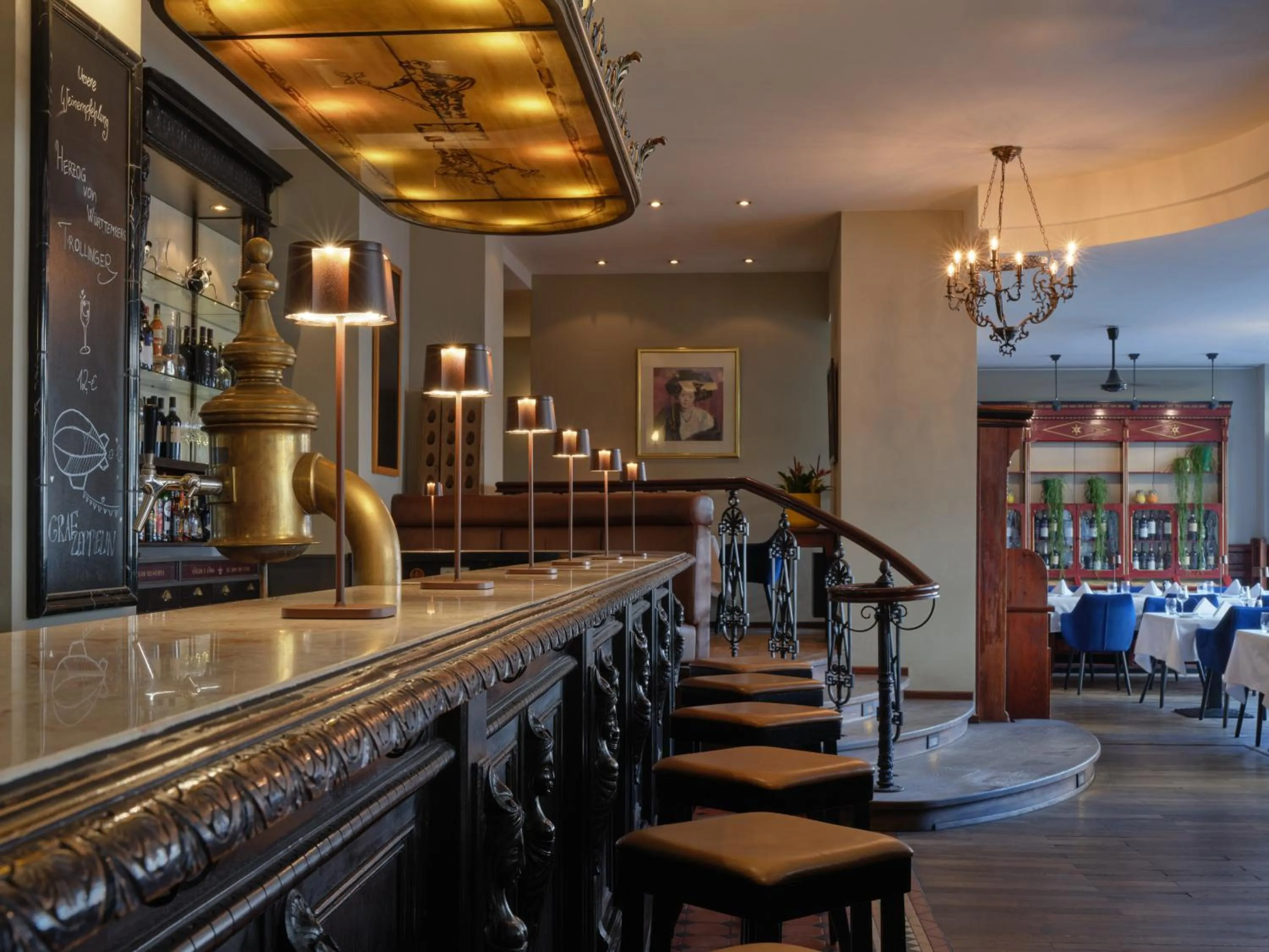 Restaurant/places to eat in Steigenberger Graf Zeppelin