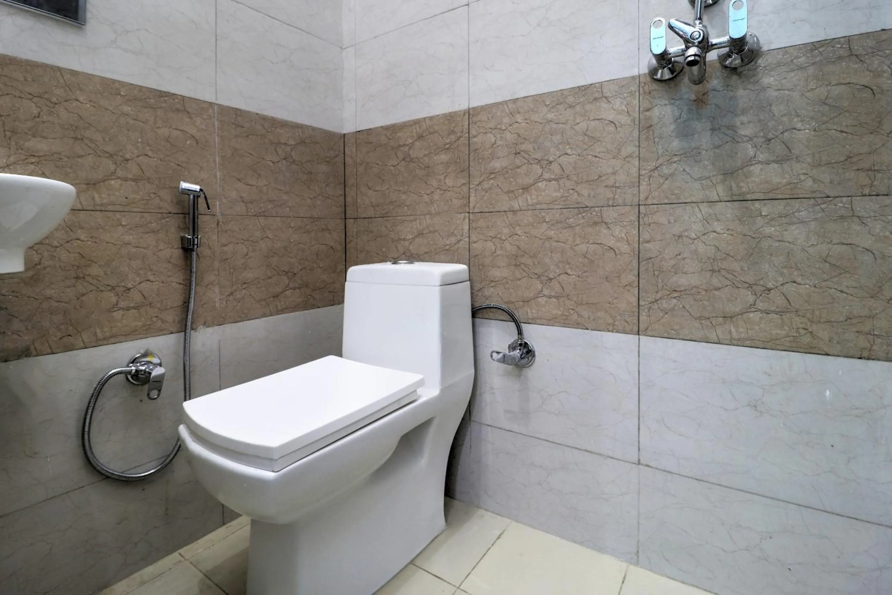 Bedroom in Hotel O White House