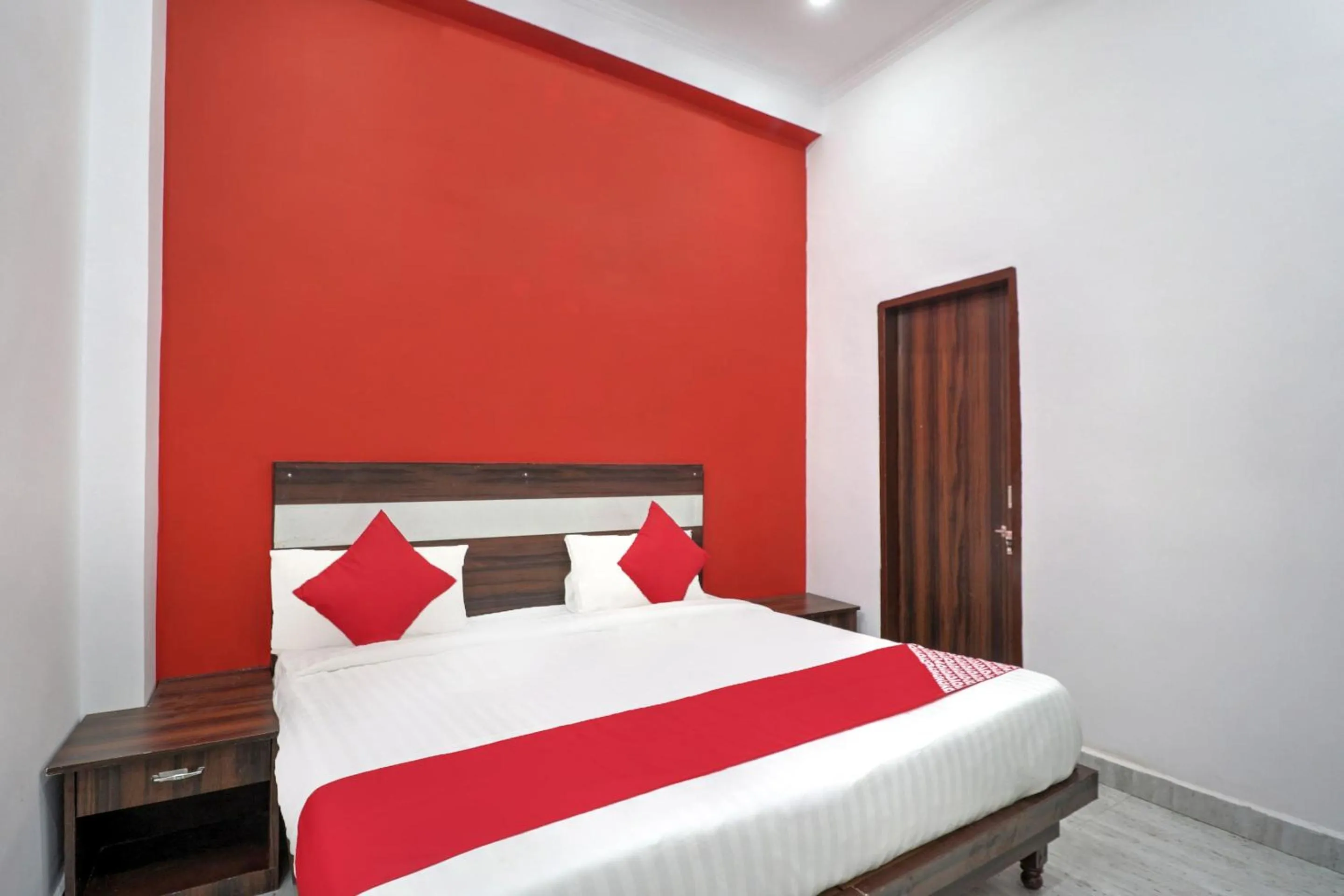 Bedroom in Hotel O White House