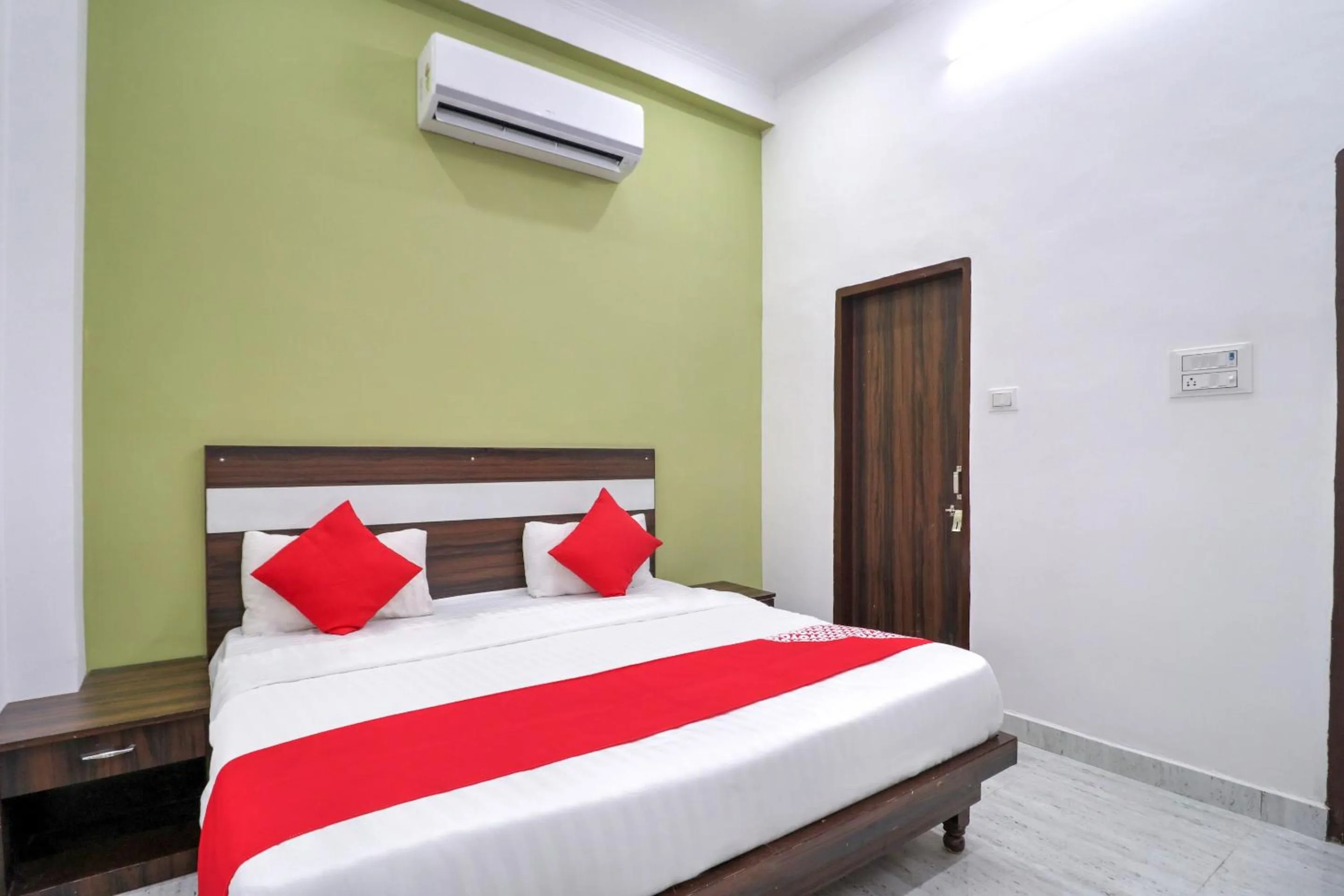 Bedroom, Bed in Hotel O White House