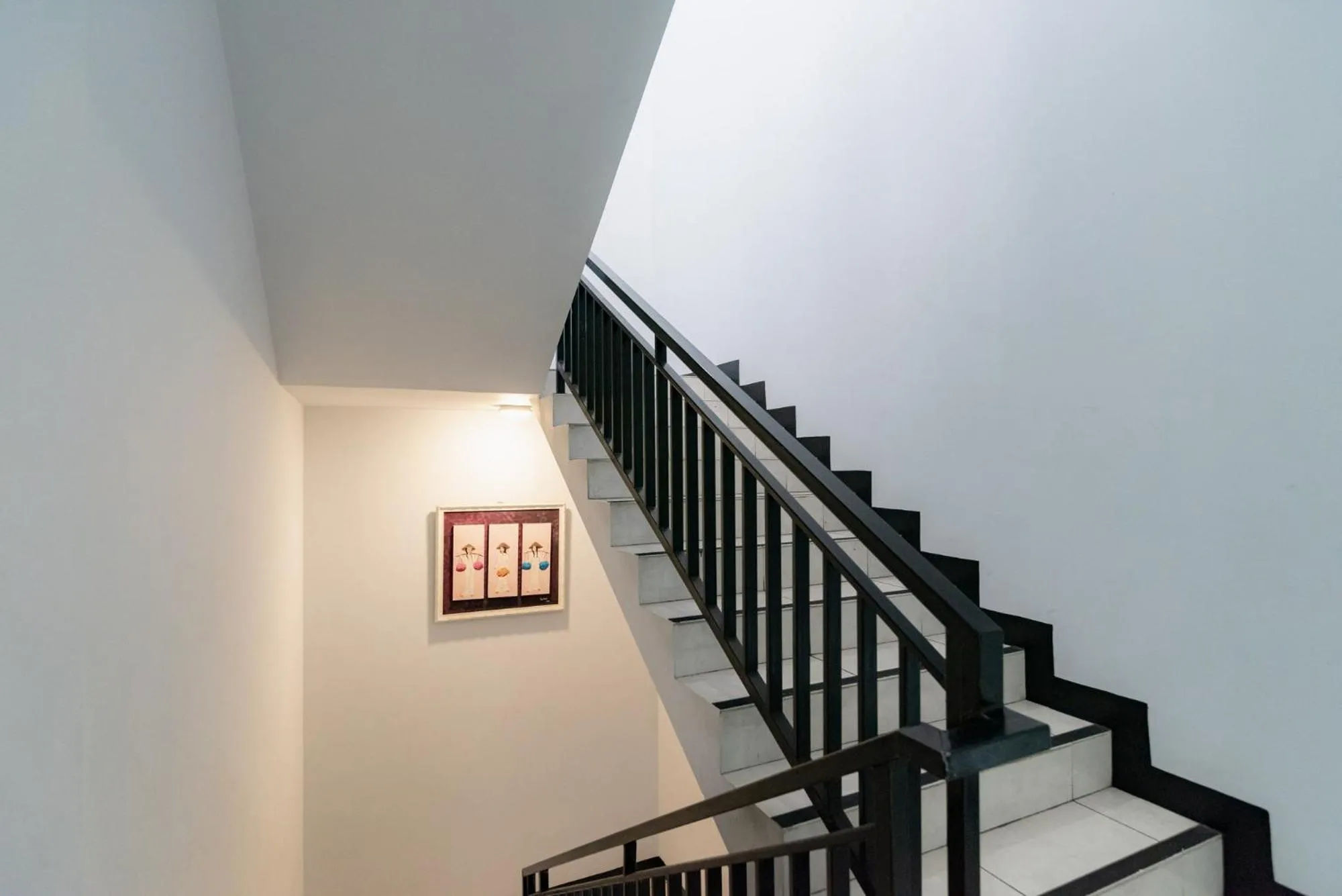 Property building in RedDoorz near Puri Indah Lippo Mall 2