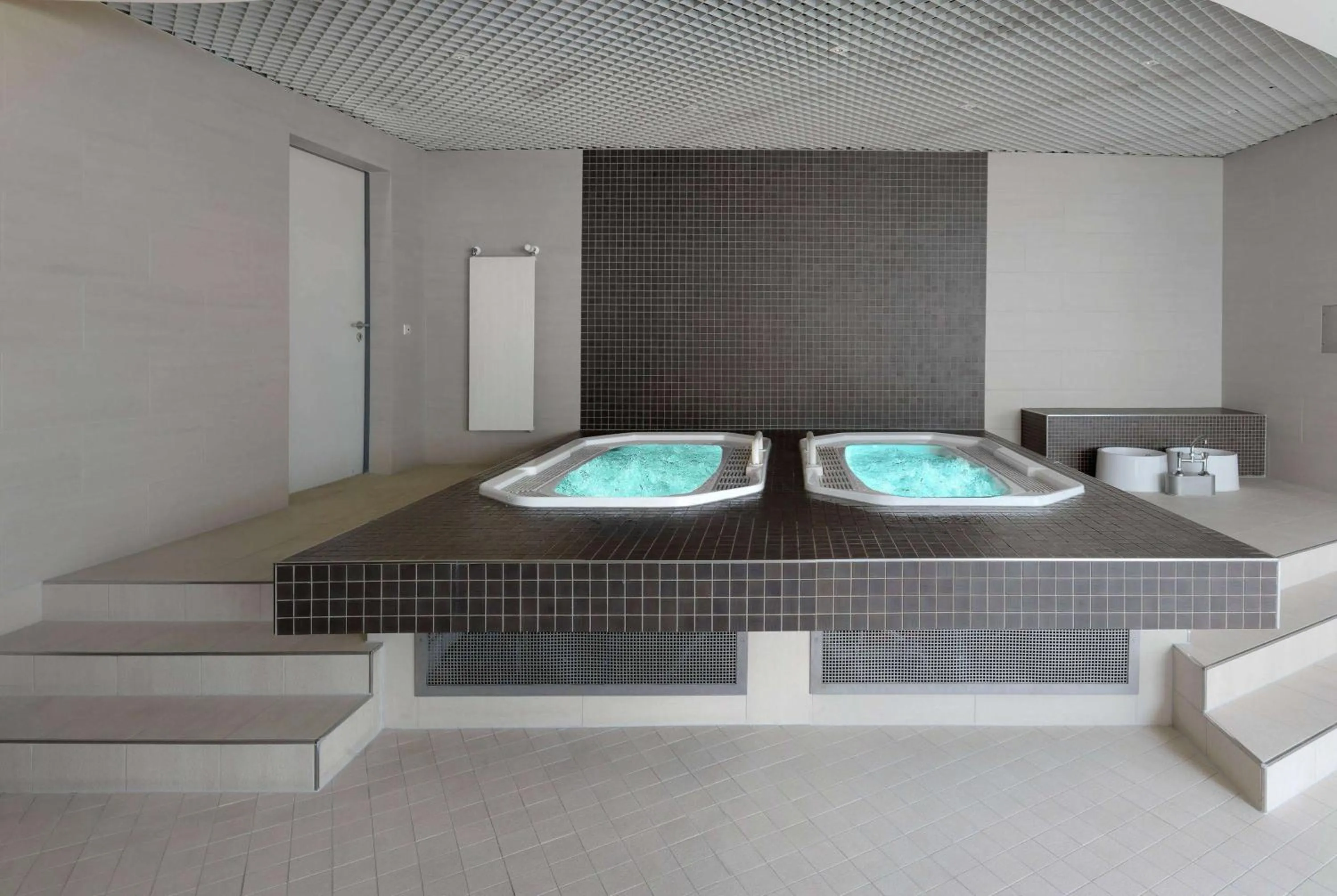 Spa and wellness centre/facilities in Ramada by Wyndham Dresden