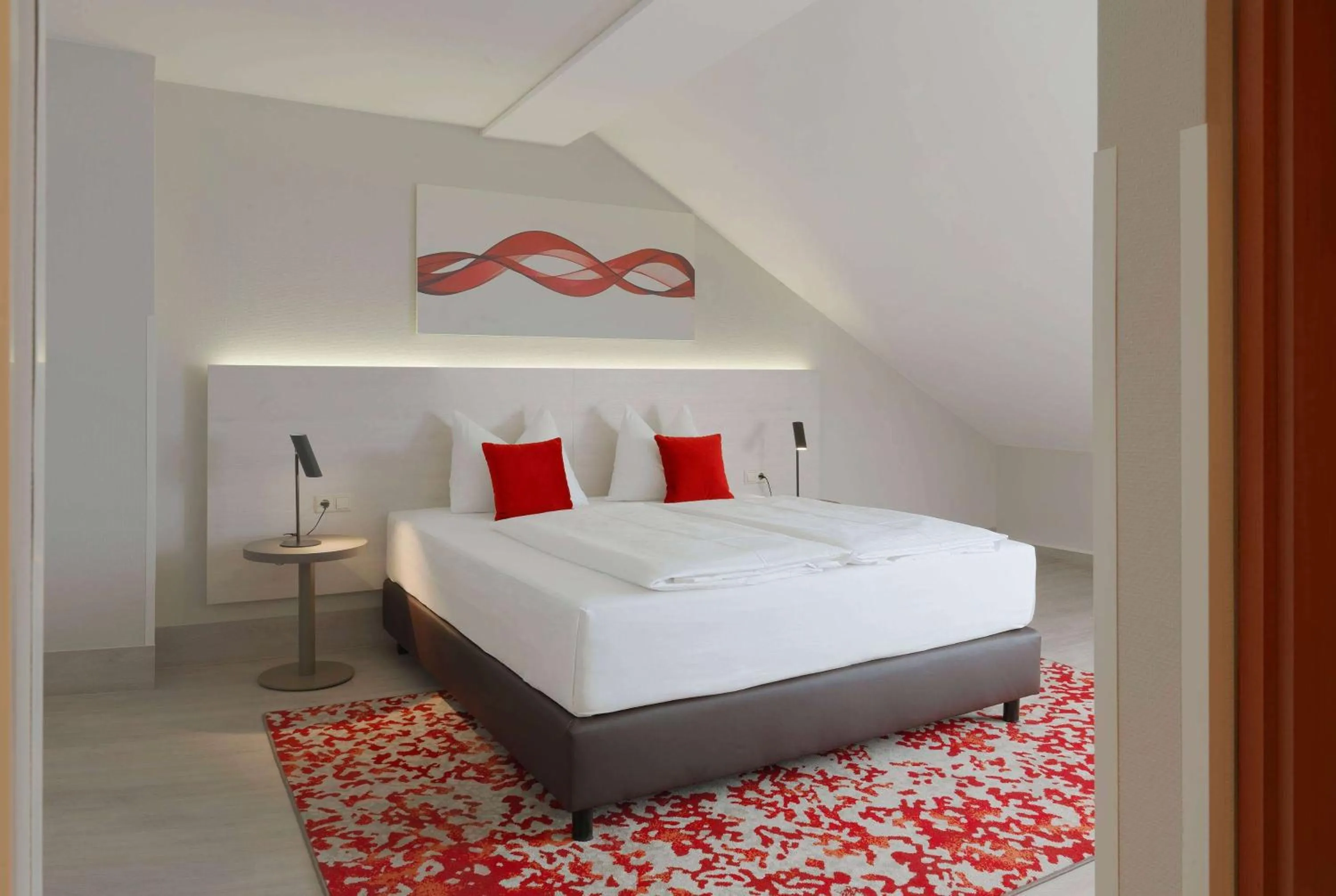 Photo of the whole room, Bed in Ramada by Wyndham Dresden