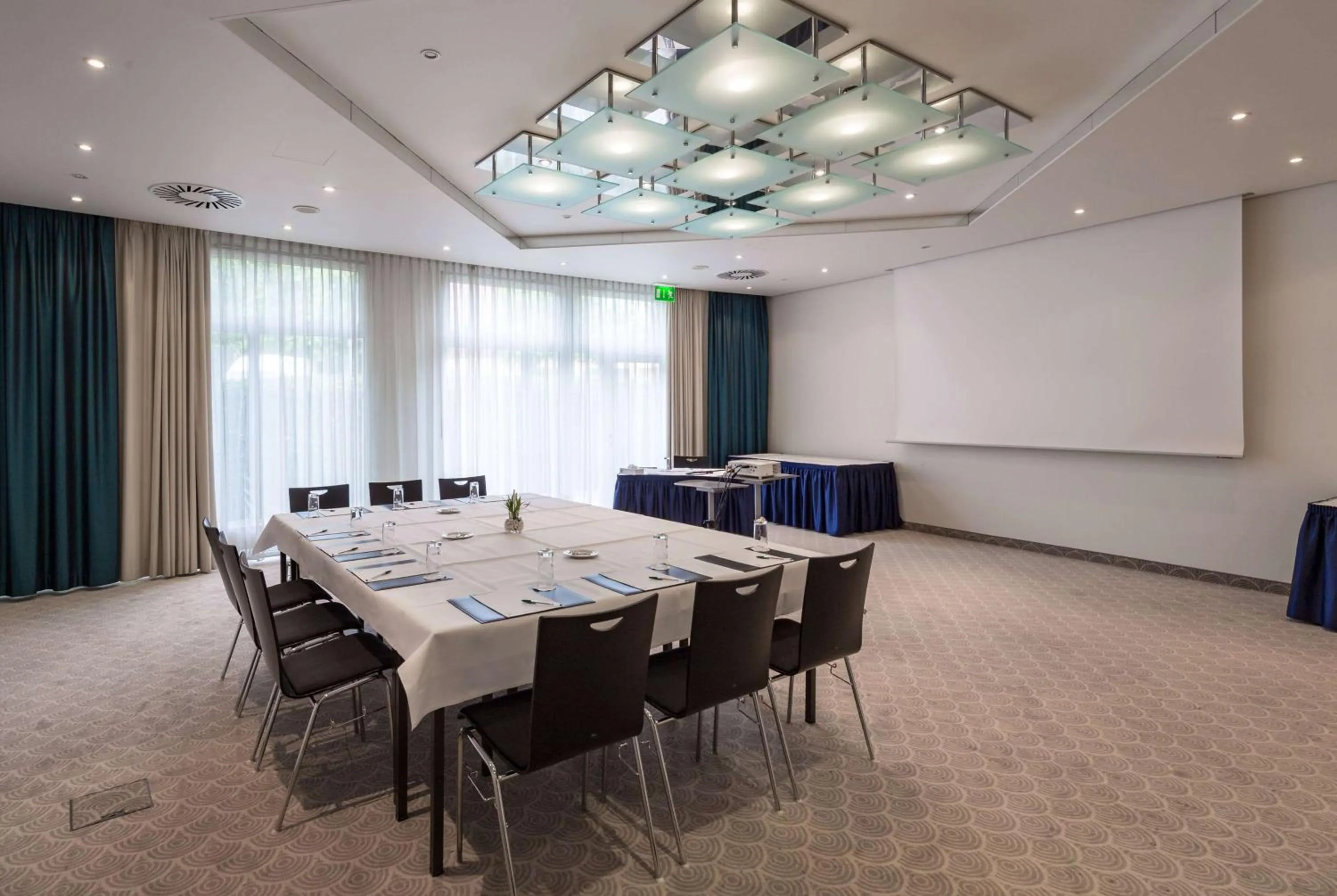 Meeting/conference room in Ramada by Wyndham Dresden