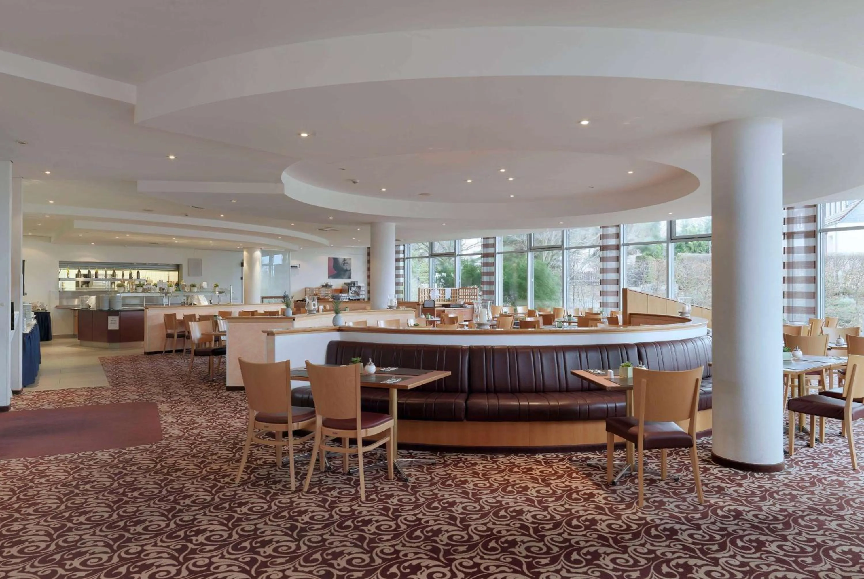 Restaurant/places to eat in Ramada by Wyndham Dresden