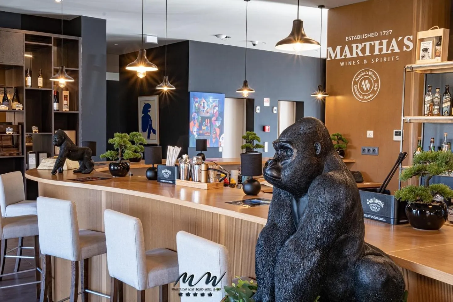 Lounge or bar in MW Douro Wine & Spa