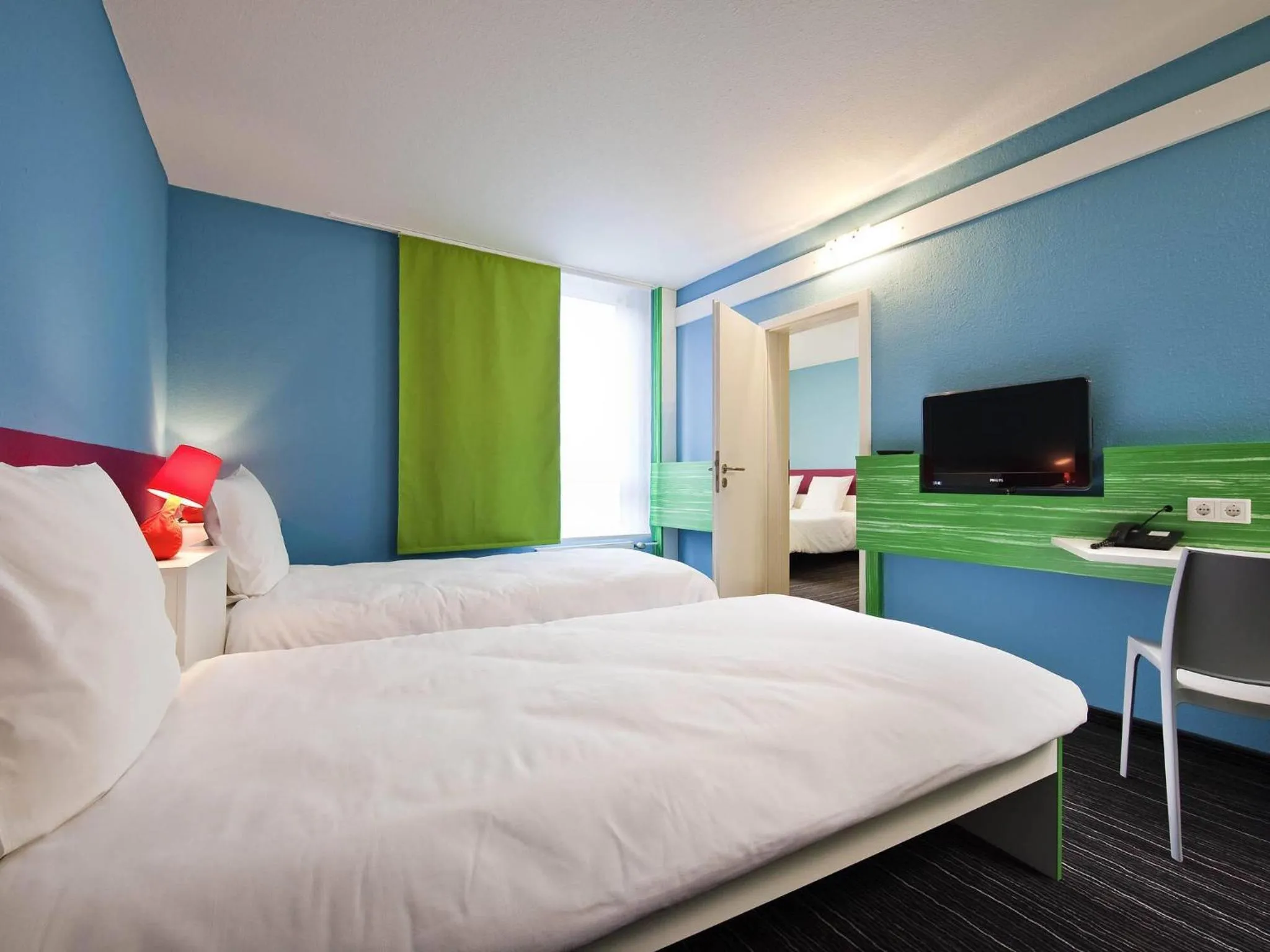 Bedroom, Bed in ibis Styles Duesseldorf-Neuss