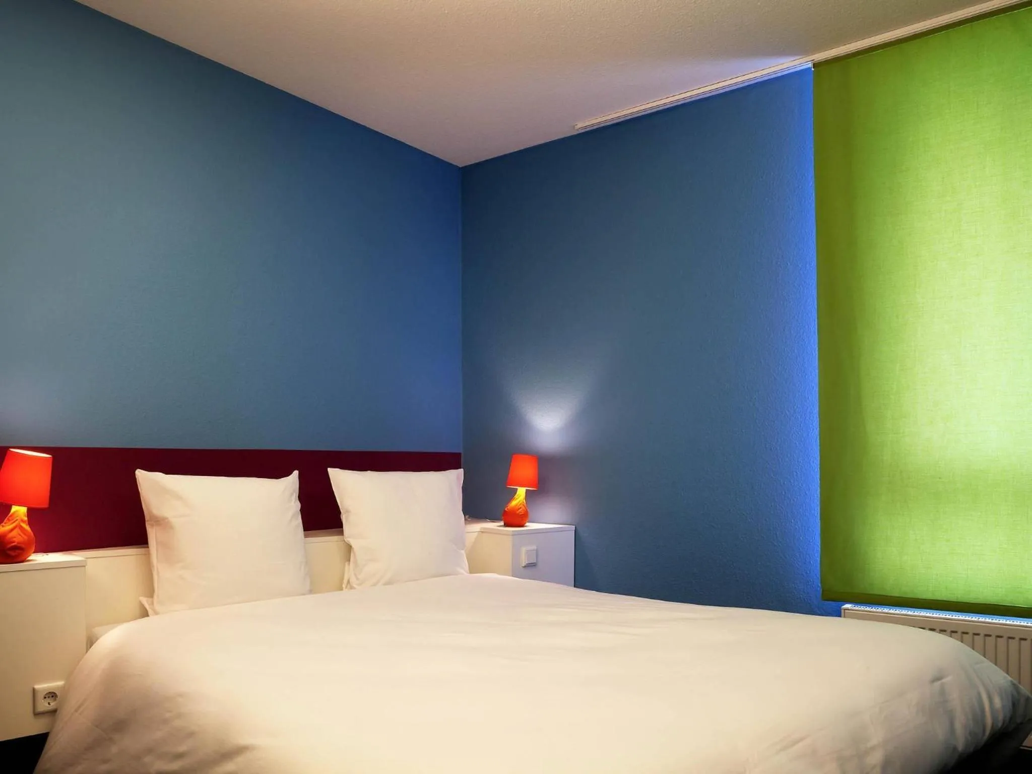 Bedroom, Bed in ibis Styles Duesseldorf-Neuss