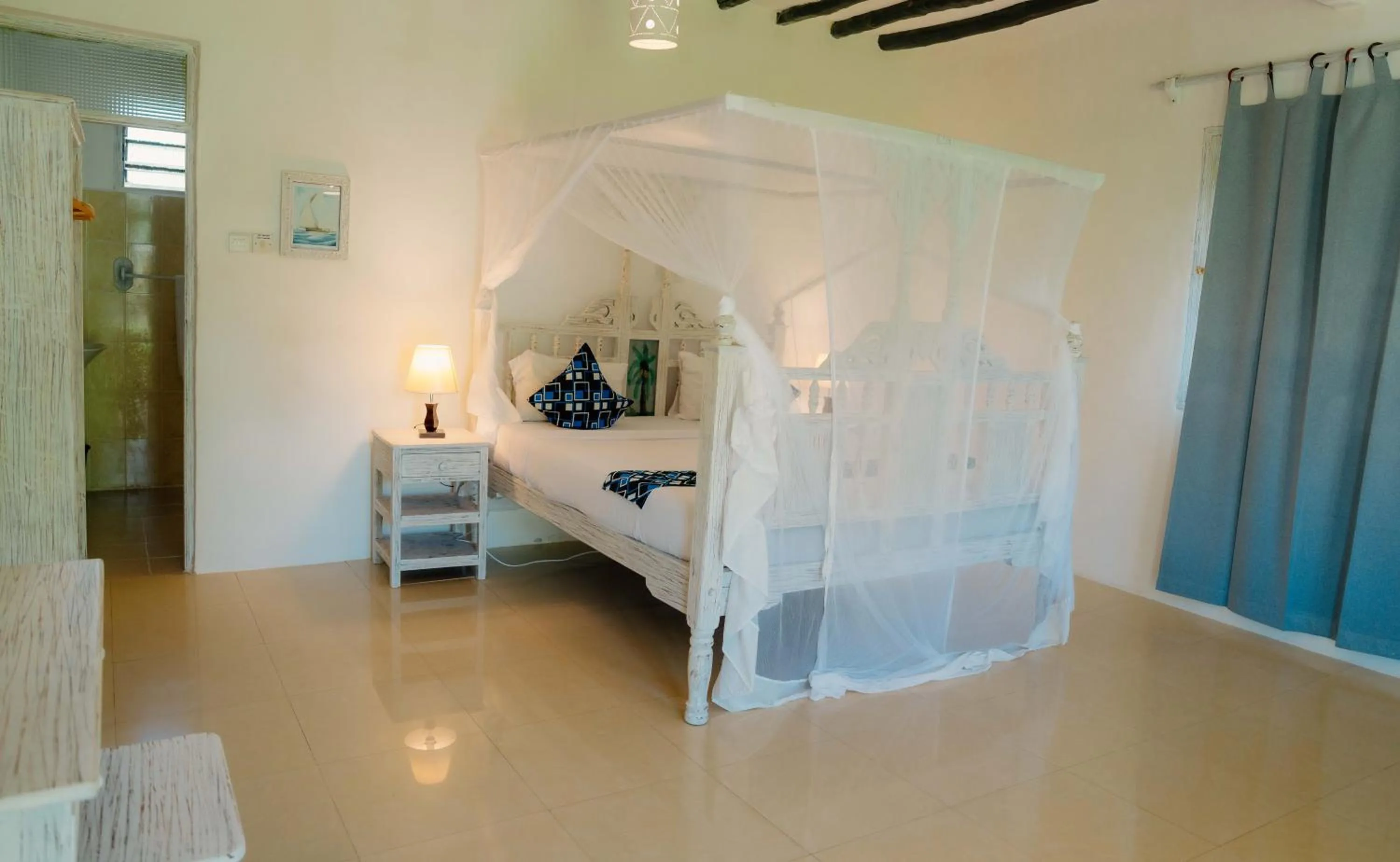 Property building, Bed in Pearl Beach by Sansi