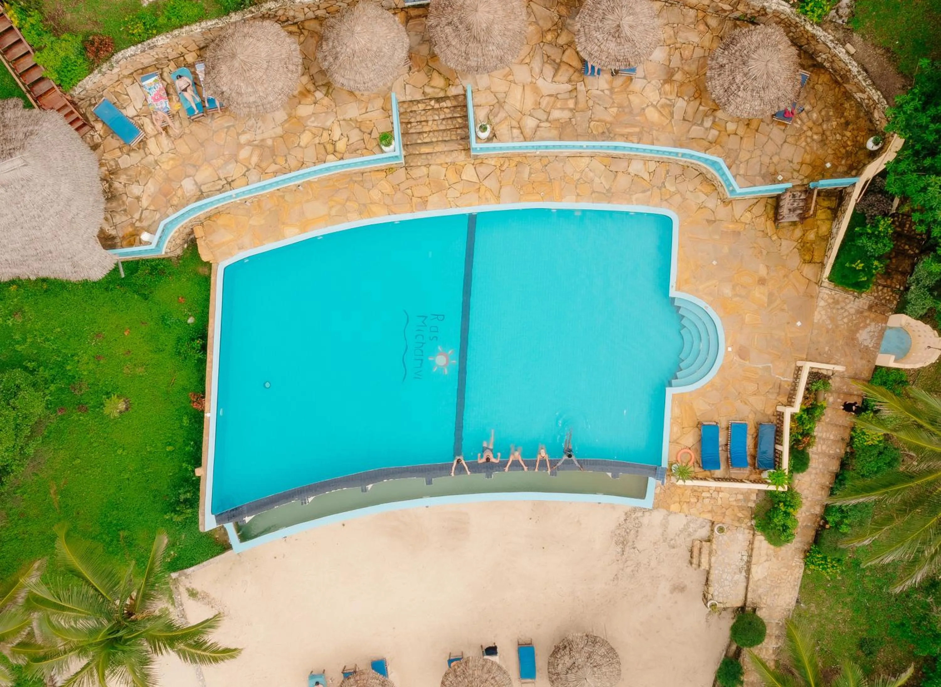 Pearl Beach by Sansi