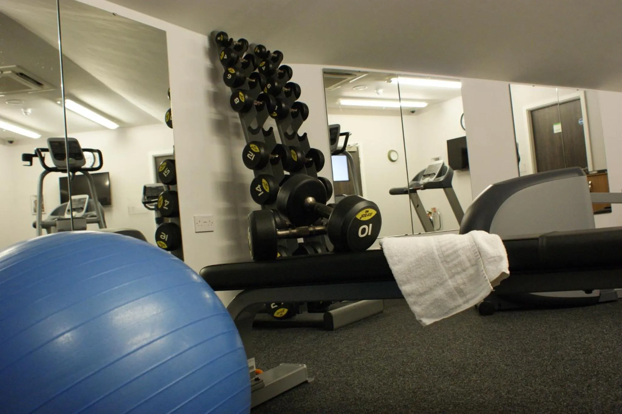 Spa and wellness centre/facilities in Holiday Inn Huntingdon Racecourse by IHG