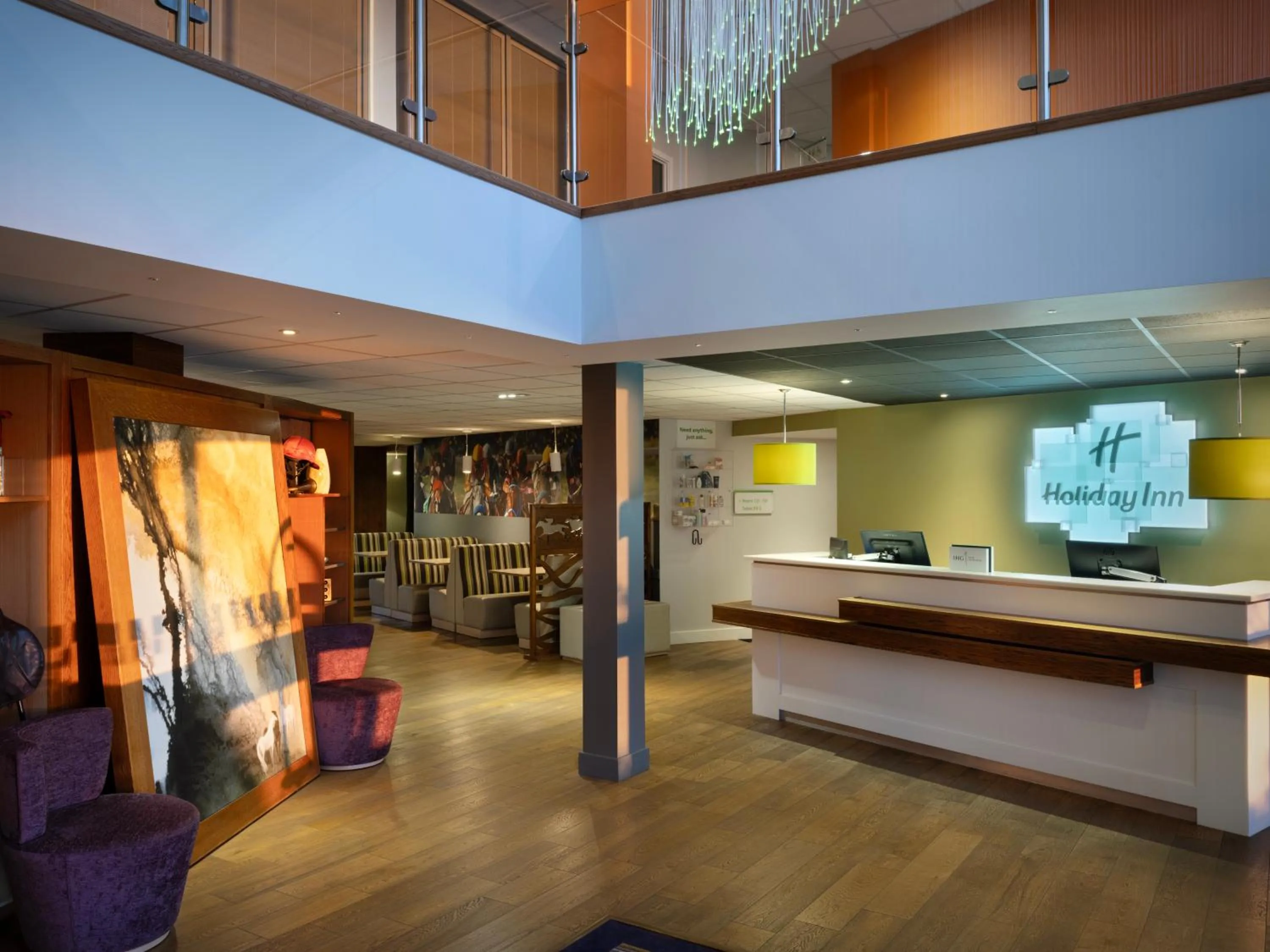 Lobby or reception in Holiday Inn Huntingdon Racecourse by IHG