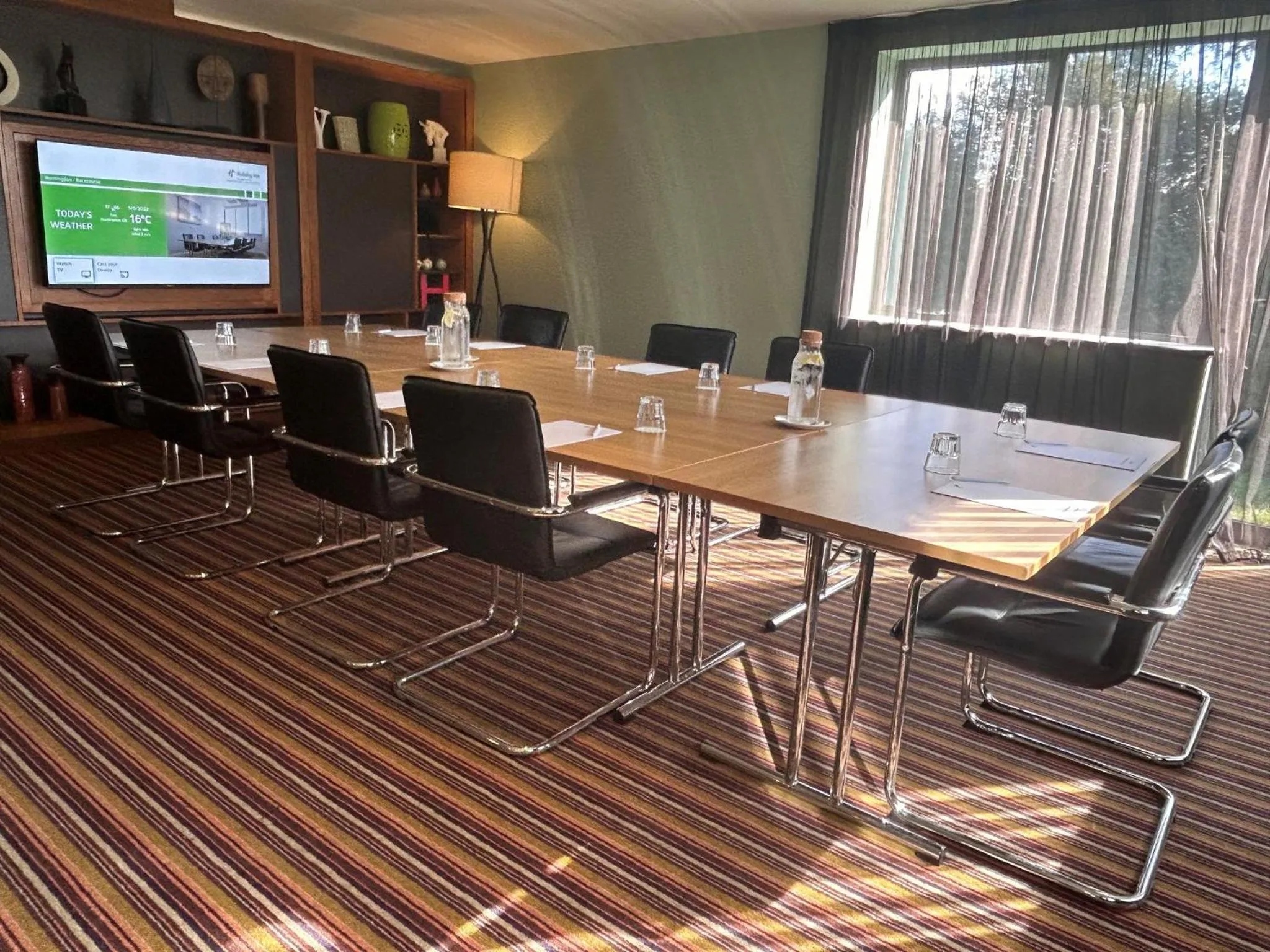 Meeting/conference room in Holiday Inn Huntingdon Racecourse by IHG