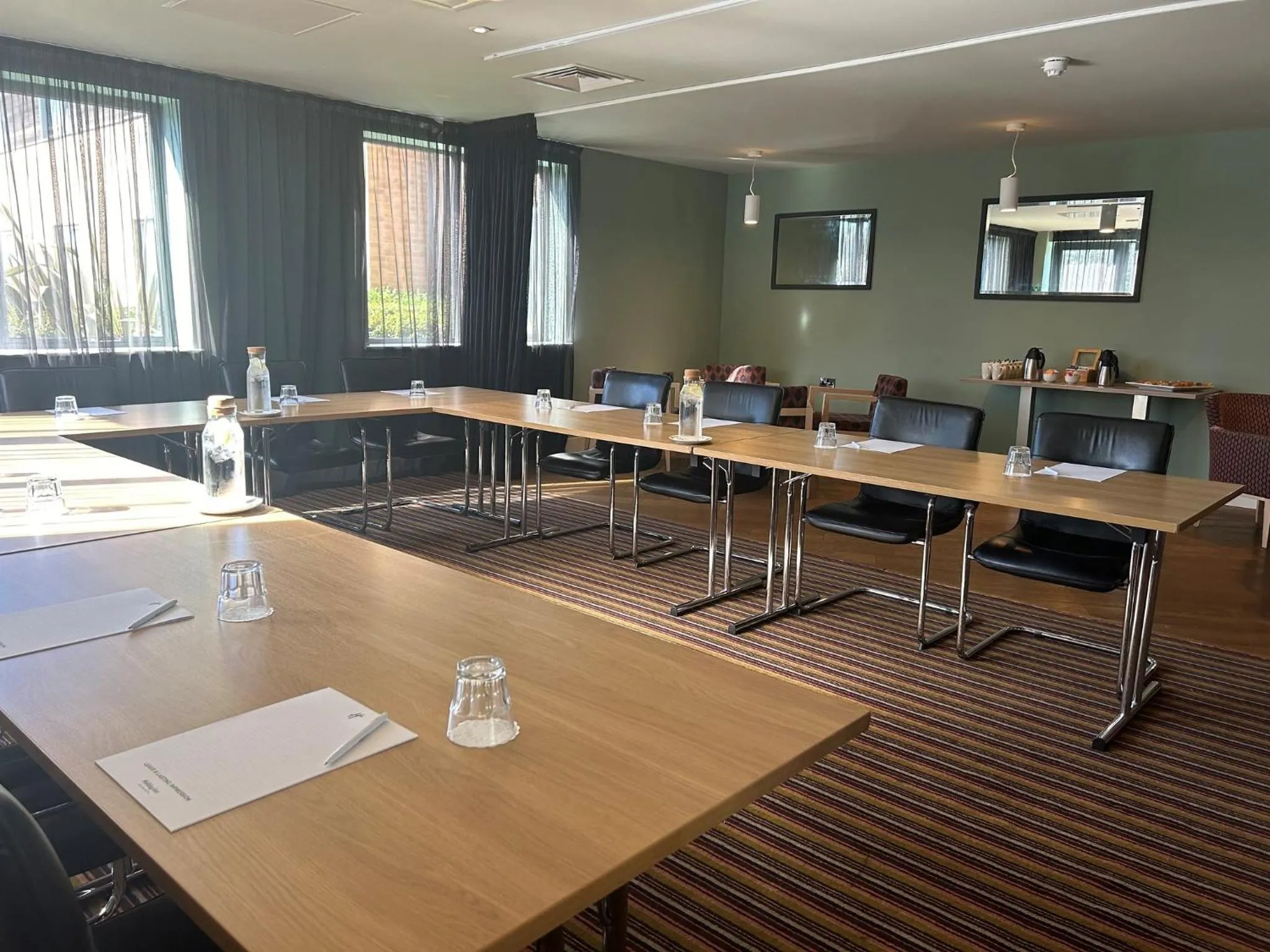 Meeting/conference room in Holiday Inn Huntingdon Racecourse by IHG