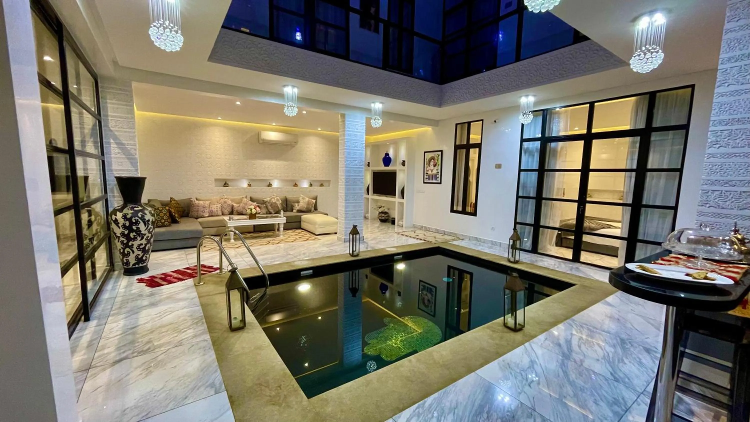 Lounge or bar in RIAD NOLITA & SPA Kasbah