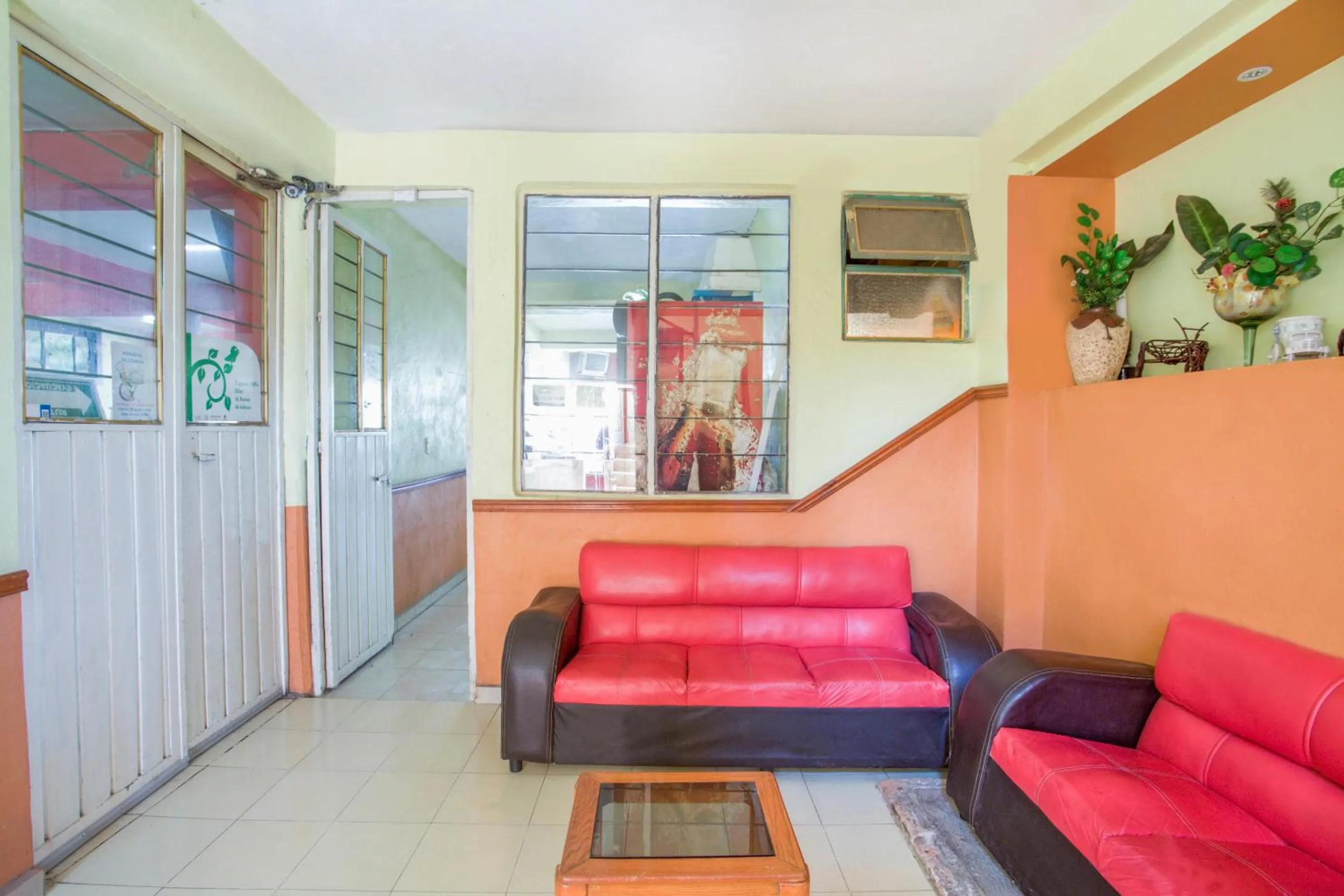 Lobby or reception in OYO Hotel San Agustin