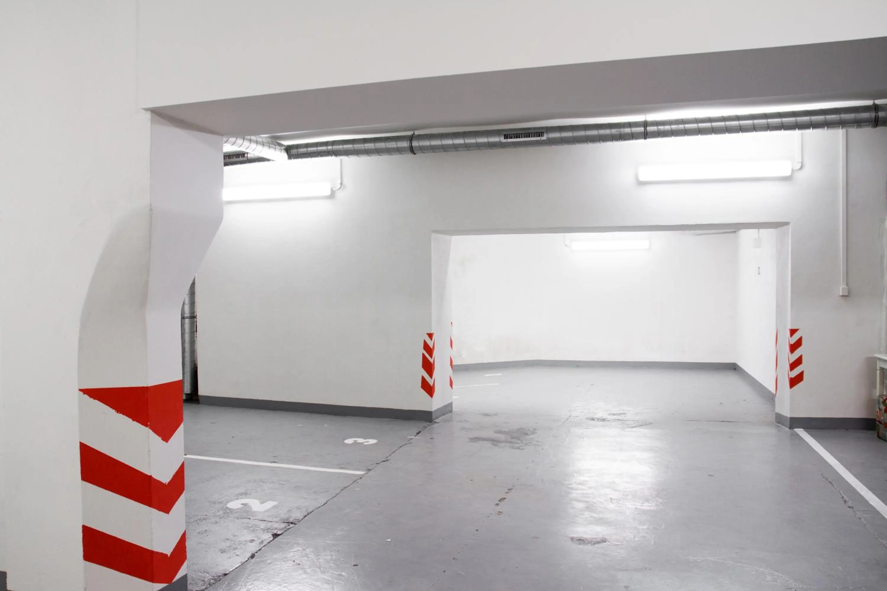 Parking in Hostel Mandarinka