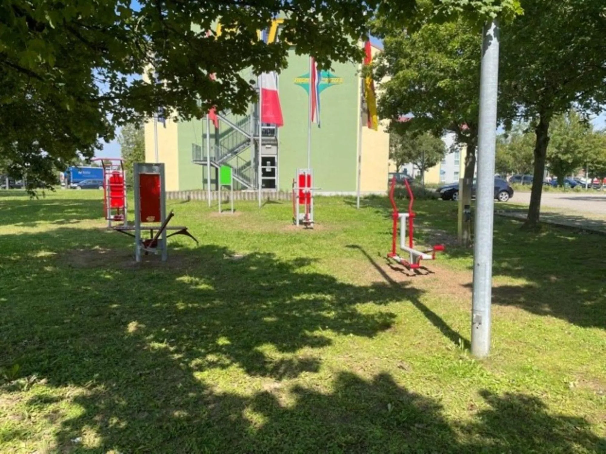 Fitness centre/facilities in Highway Hotel