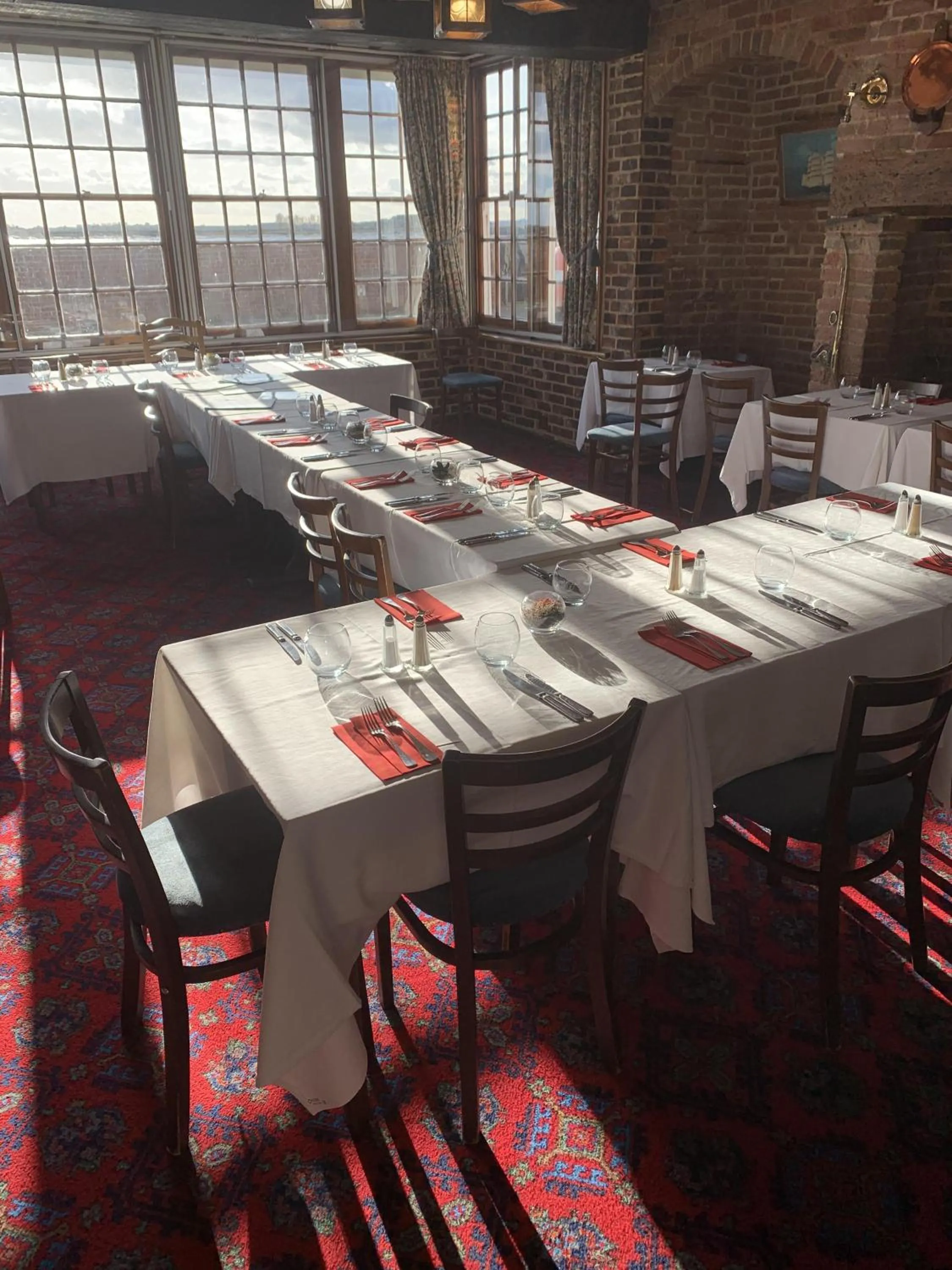 Bedroom in Ye Olde White Harte Hotel