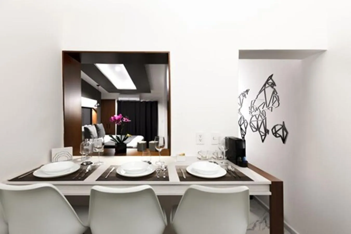 Dining area in Seven Boutique Apartments Cancún