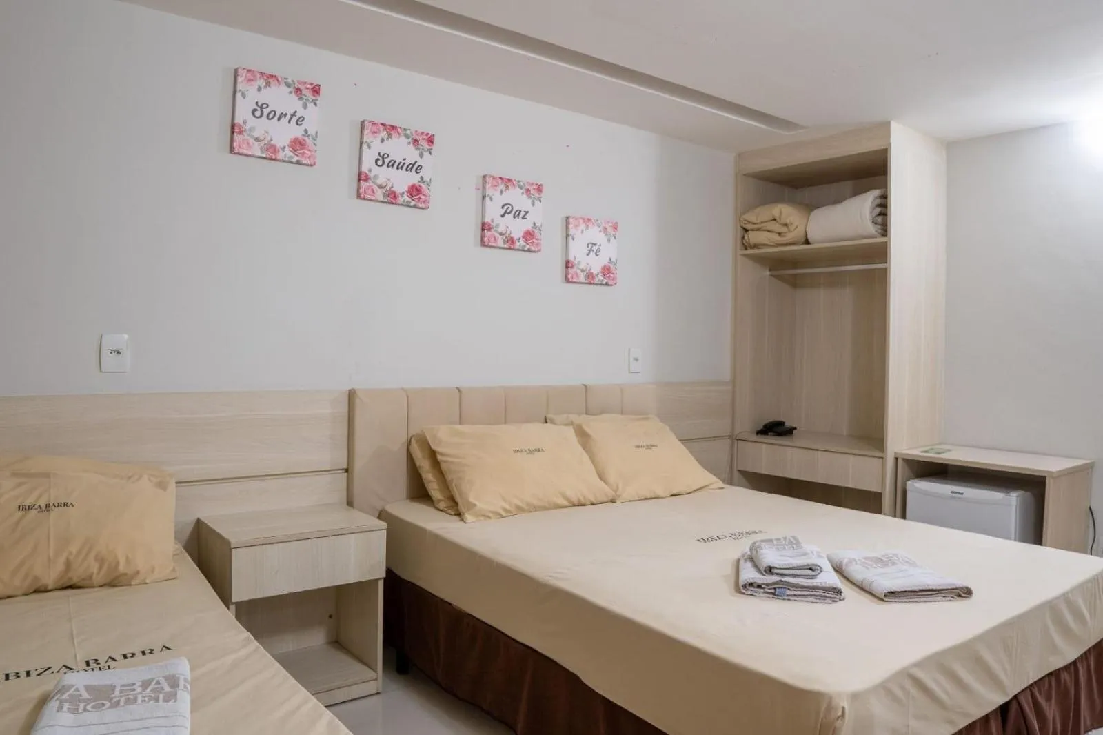 Bed in Ibiza Barra Hotel