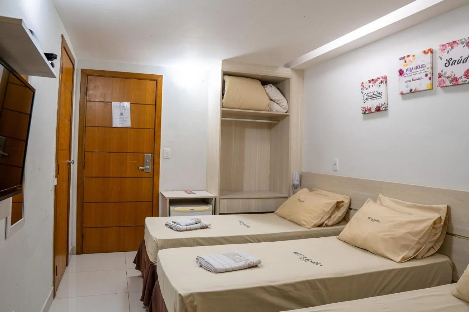 Bed in Ibiza Barra Hotel