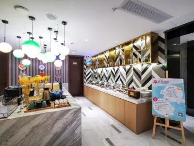 Magnotel guiyang fountain commercial center subway station hotel