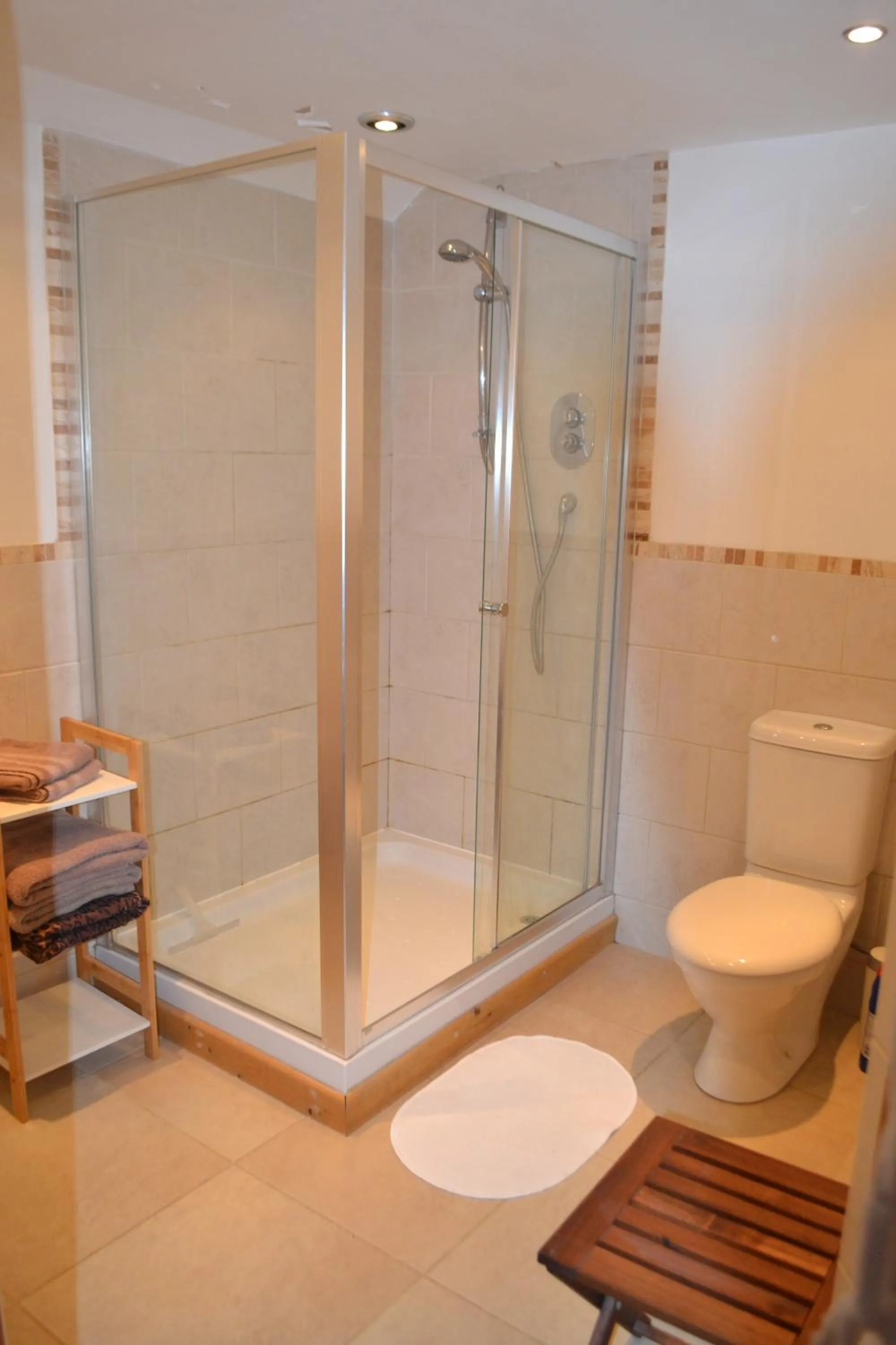 Bathroom in Appletree Cottages