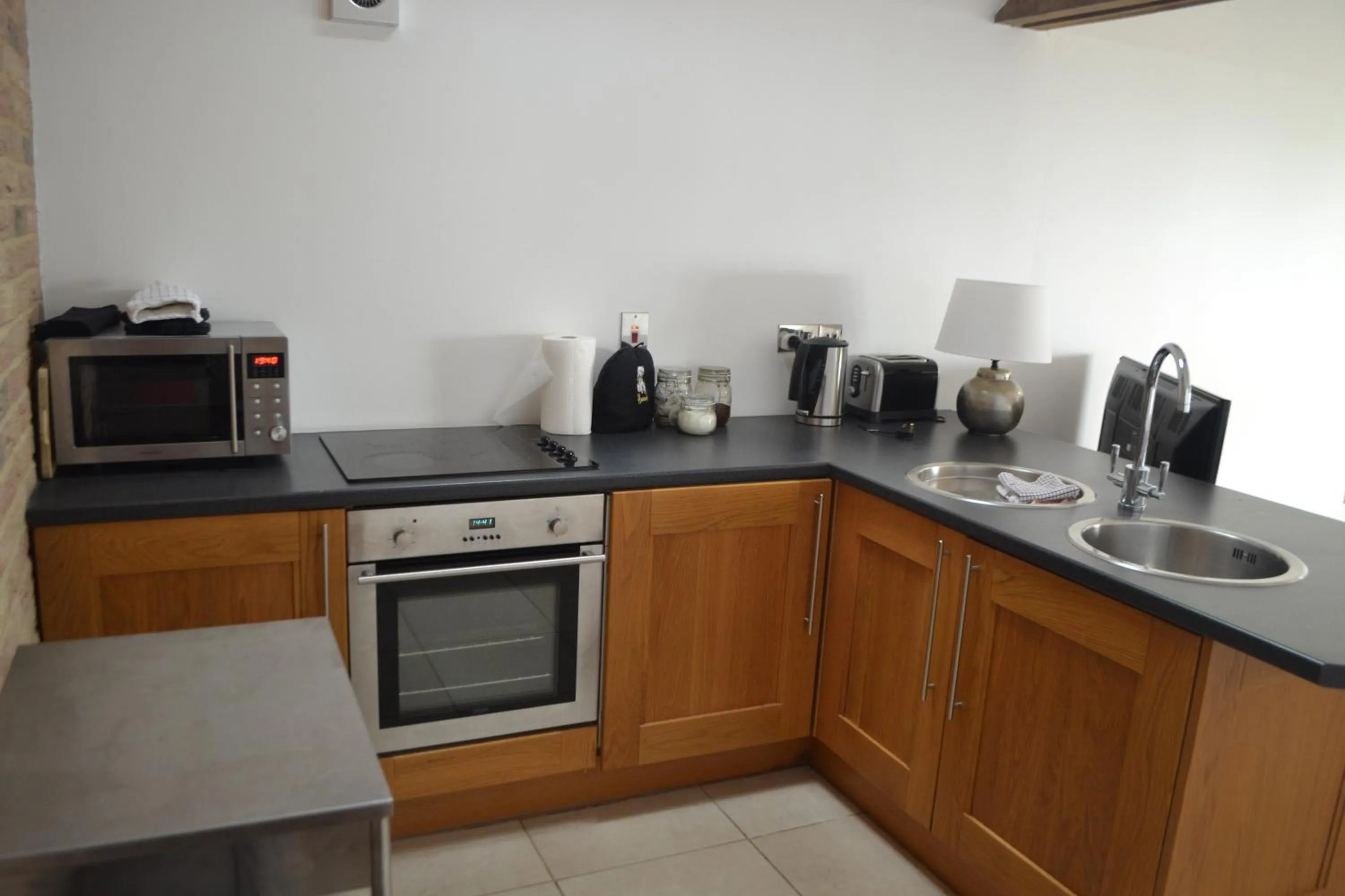 Coffee/tea facilities in Appletree Cottages