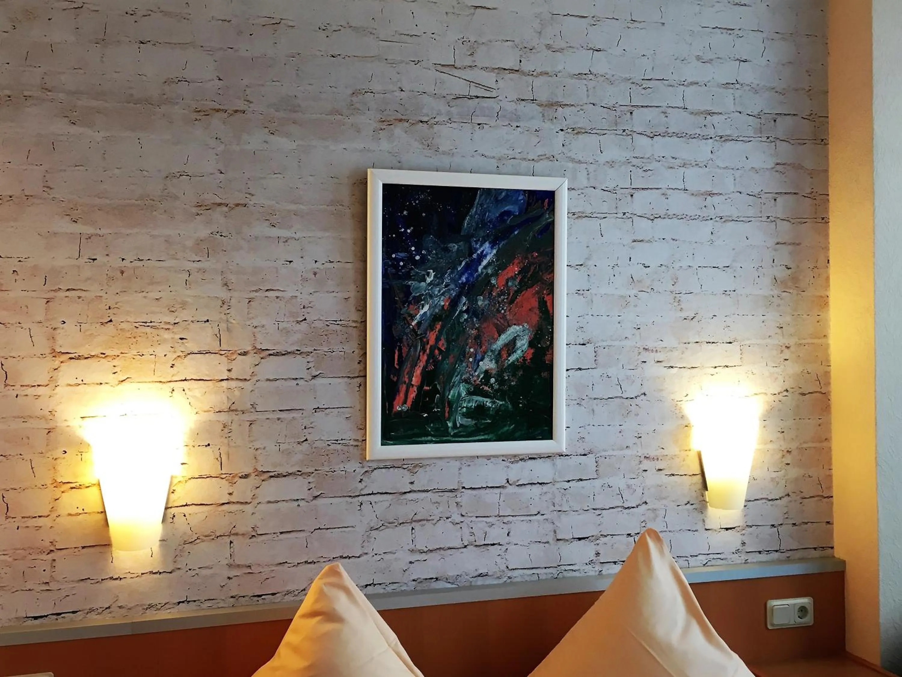 Photo of the whole room in Hotel Stadt Hamburg am Fluss Saarbrücken