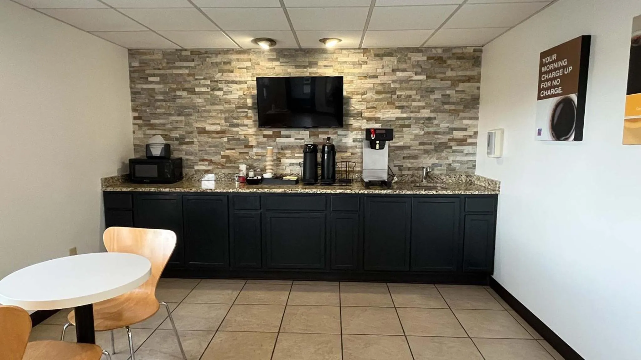 Studio 6 Suites Urbana, IL