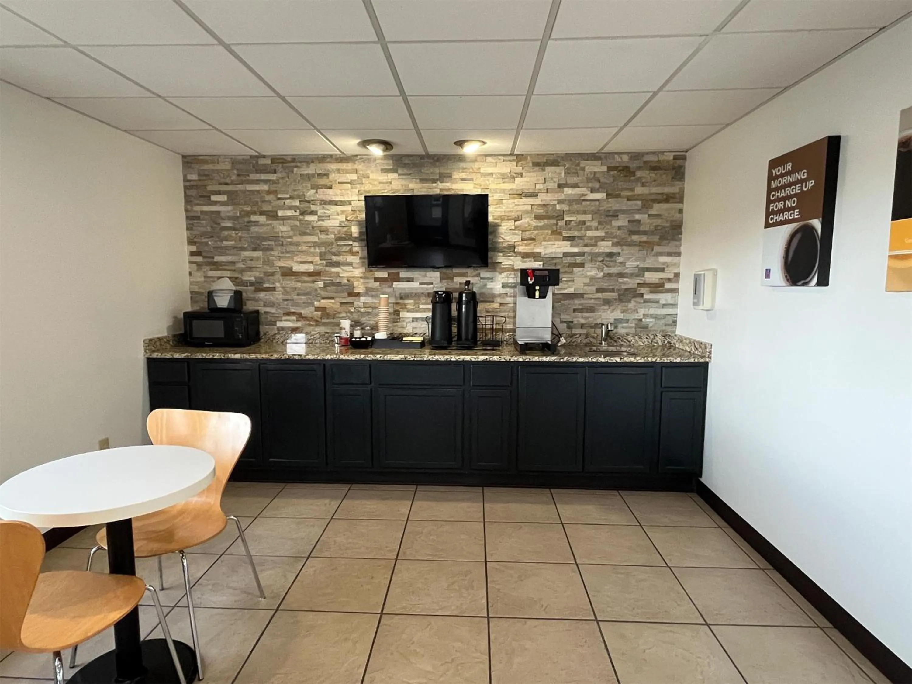 Lobby or reception in Studio 6 Suites Urbana, IL