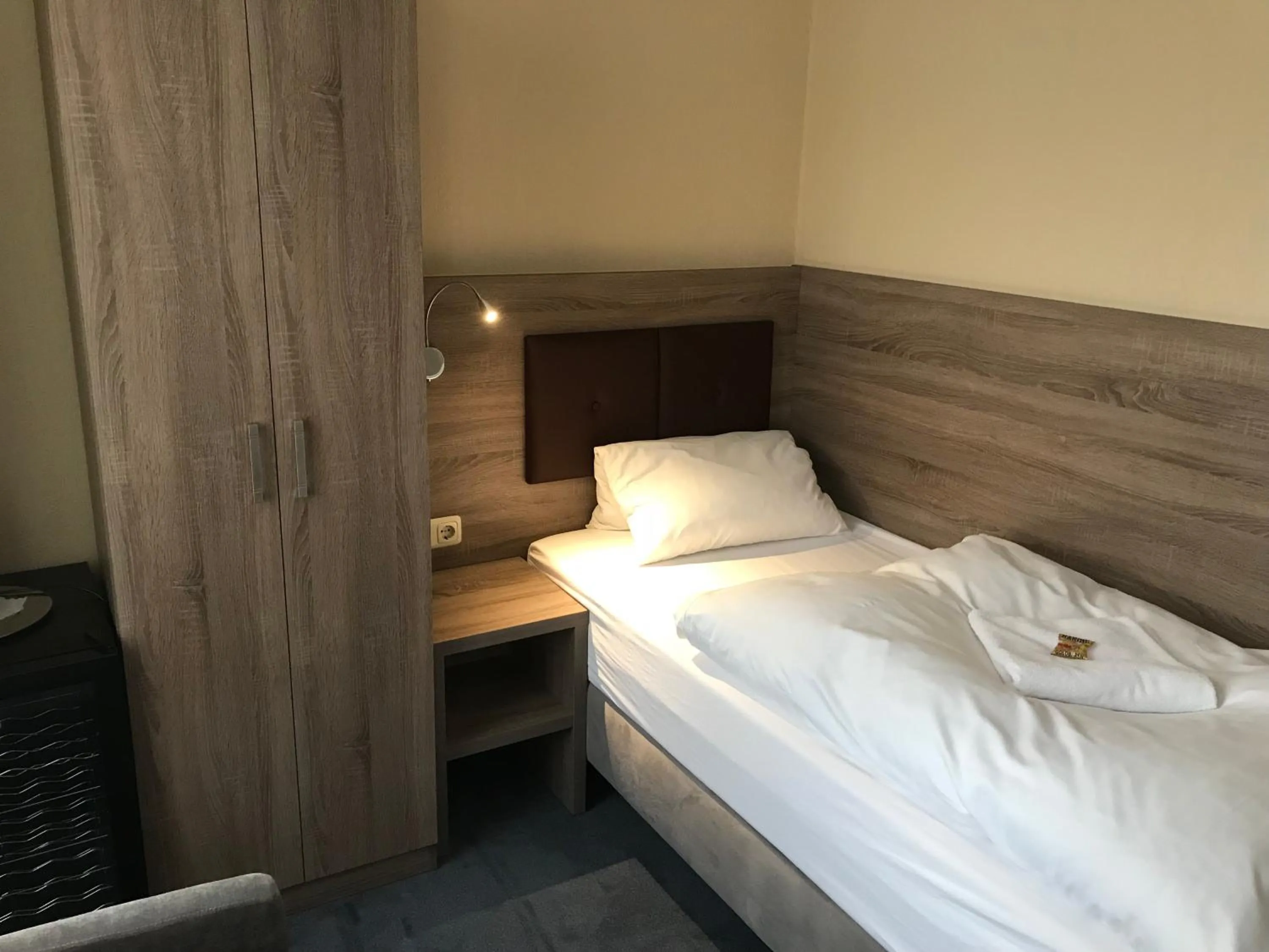 Bed in Hotel Junkerhaus