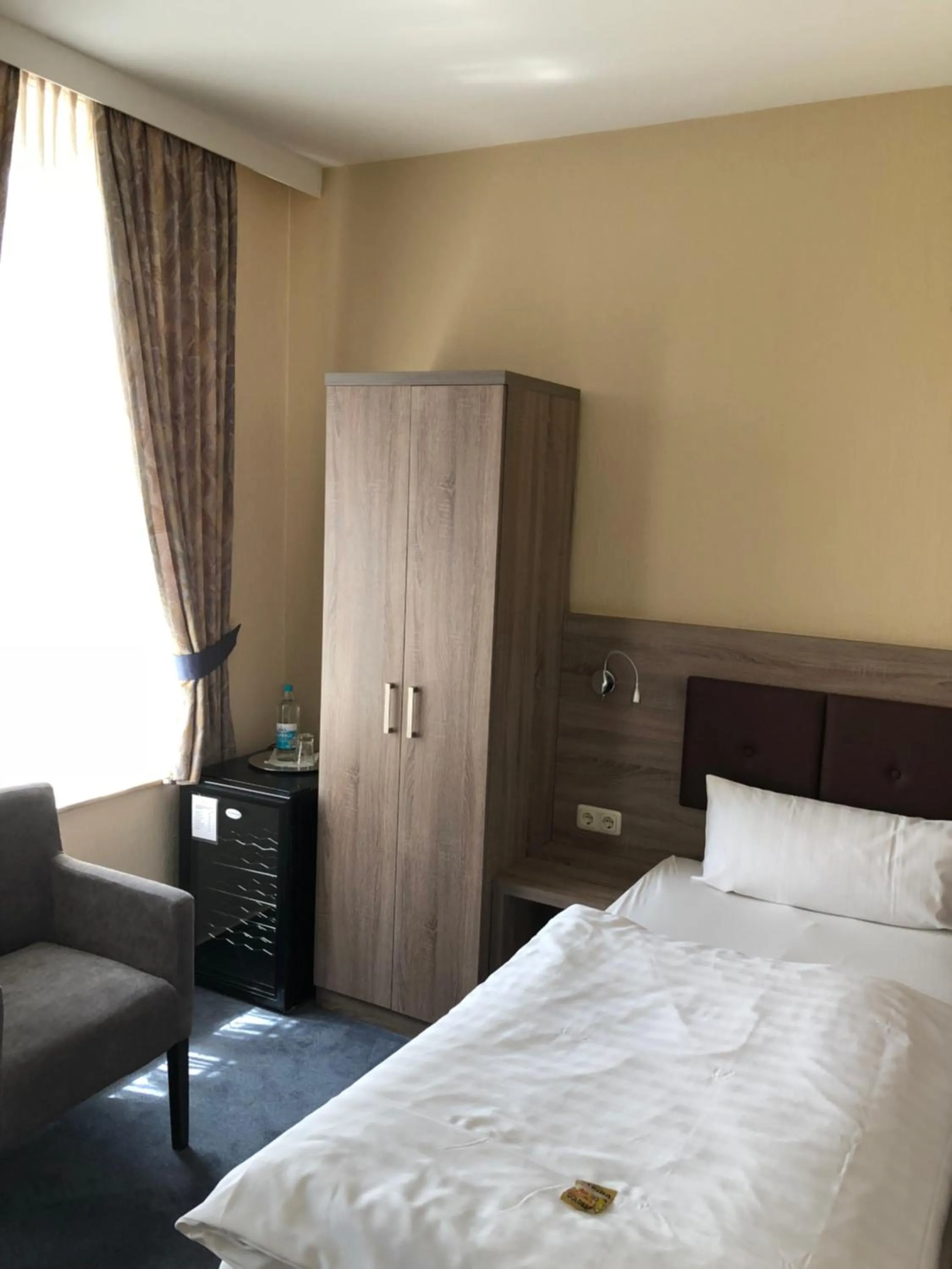 Bed in Hotel Junkerhaus