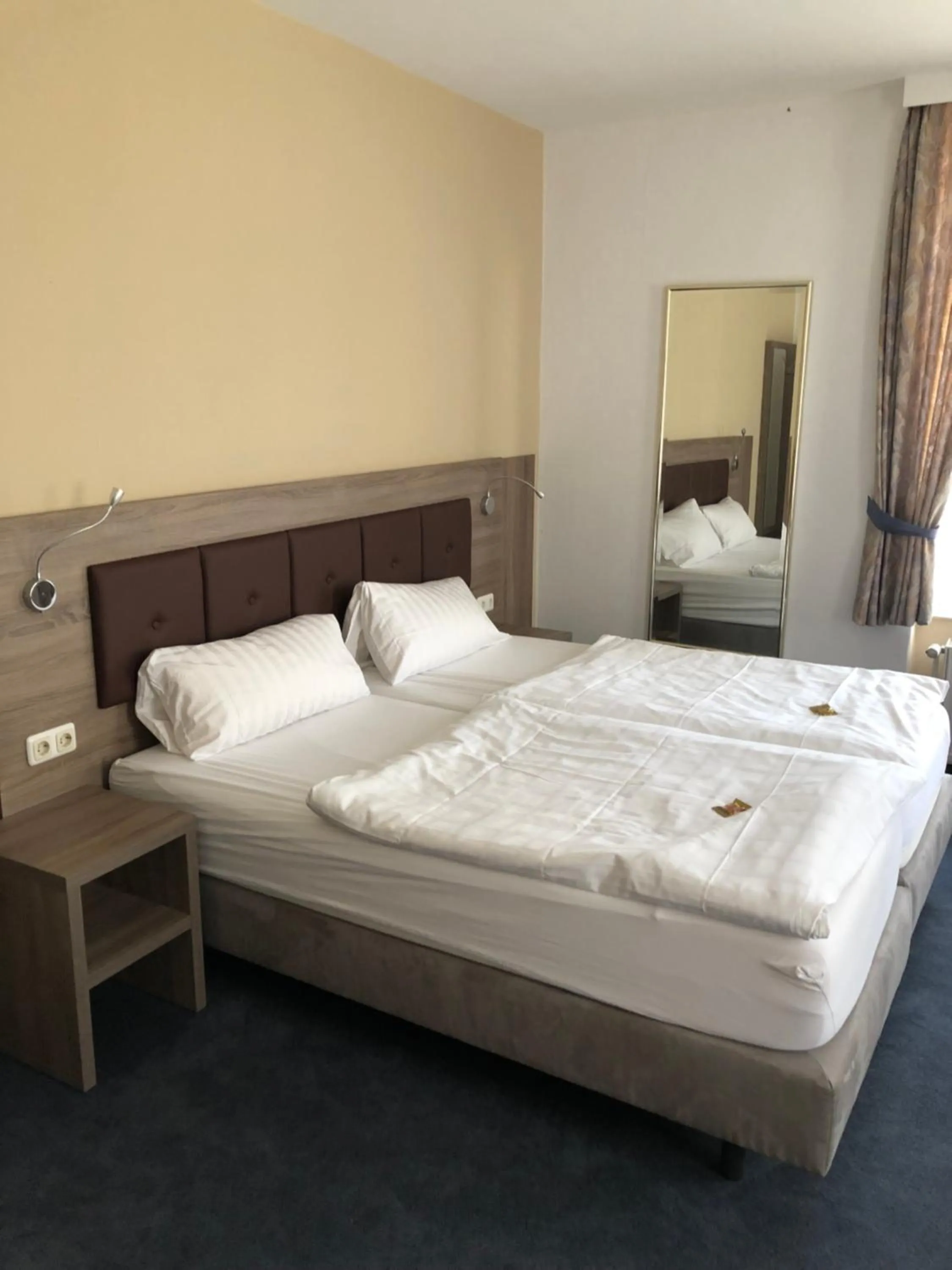 Photo of the whole room, Bed in Hotel Junkerhaus