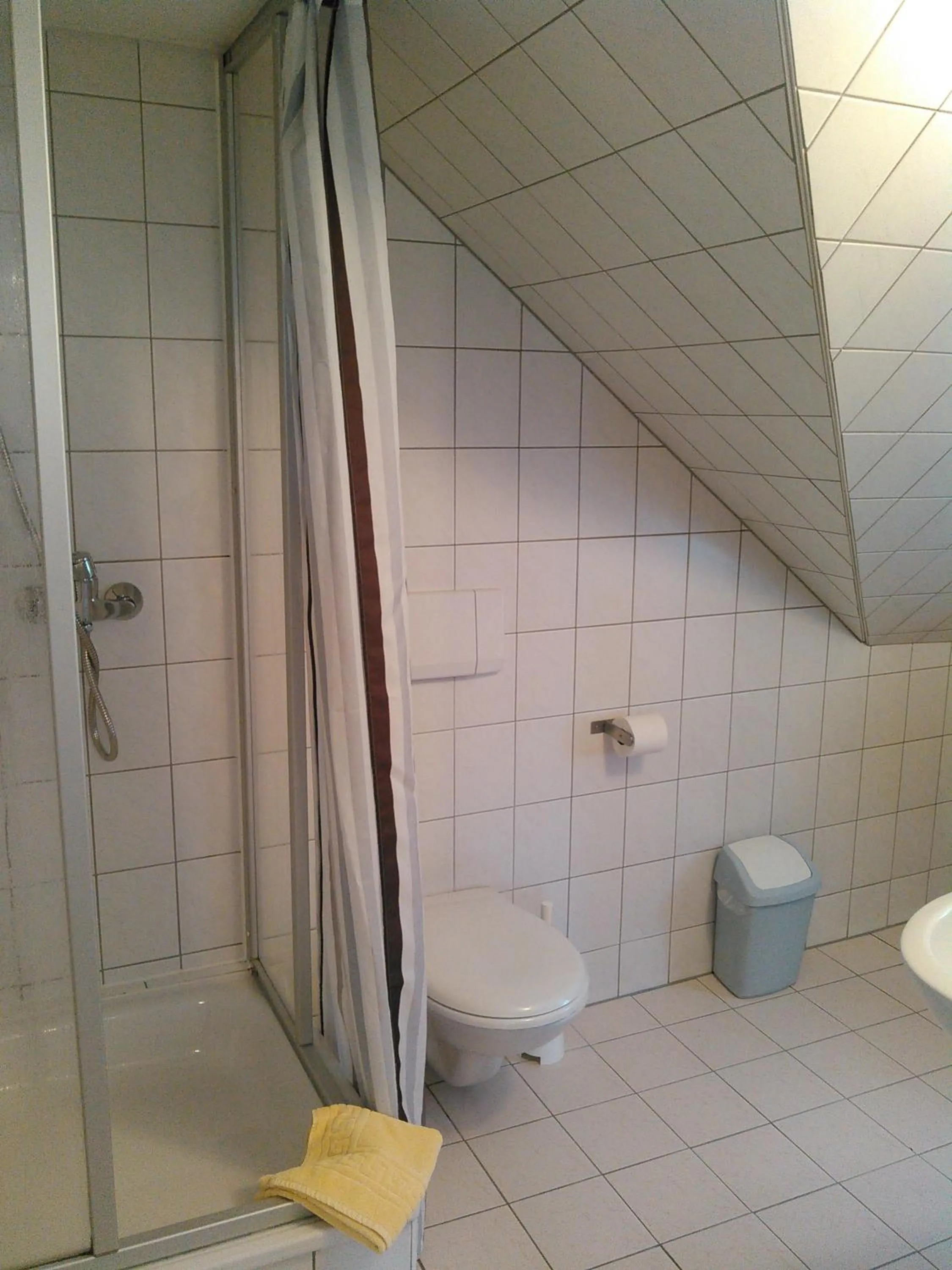 Bathroom in Landhotel Possendorf