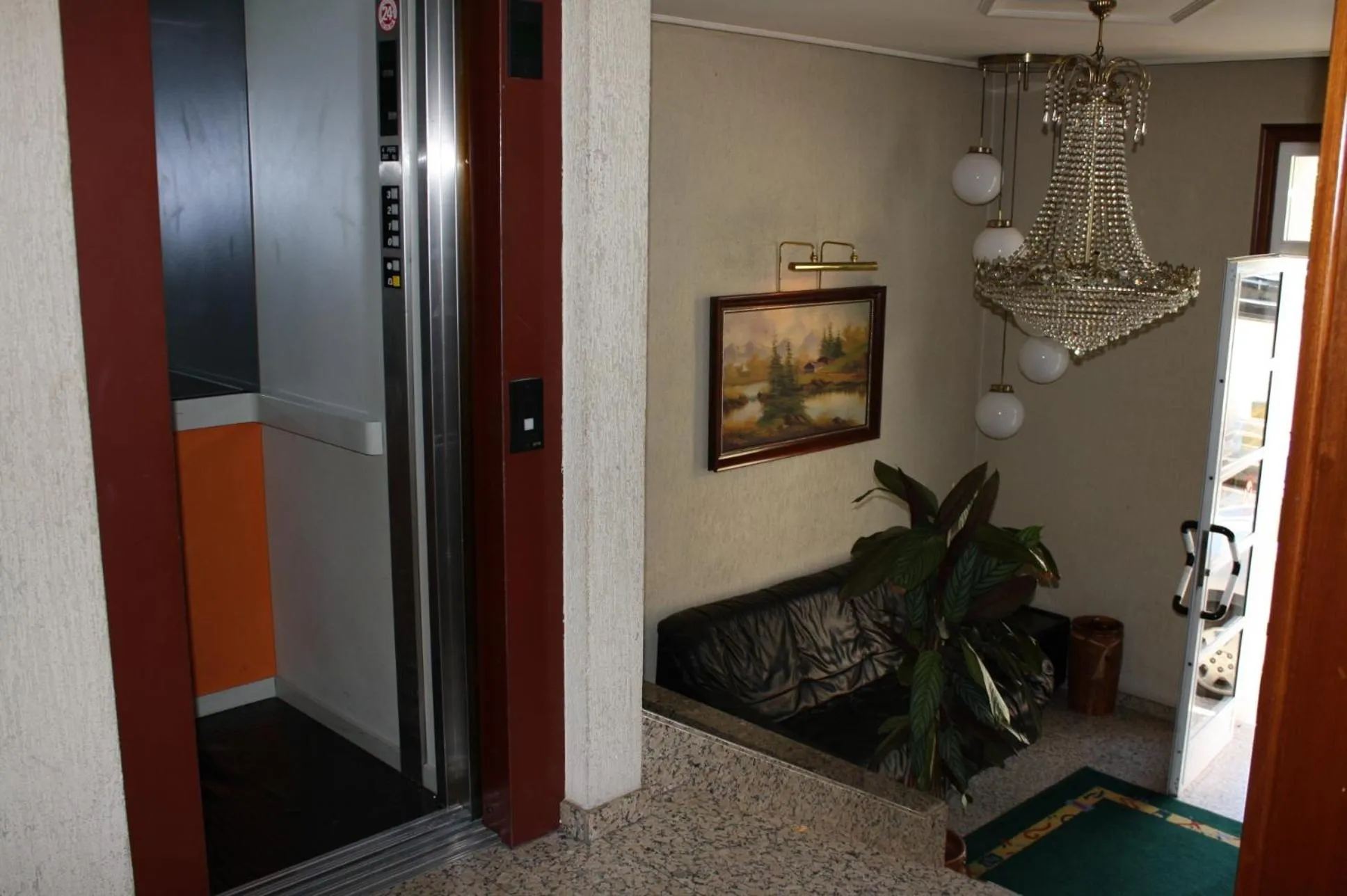 Decorative detail in Hotel Cristaleiro