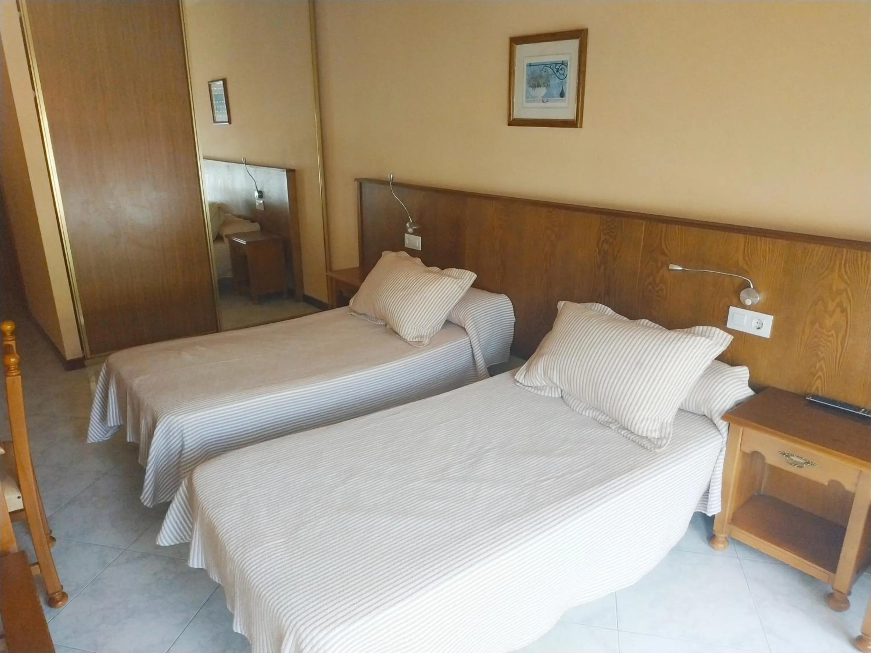 Bed in Hotel Cristaleiro