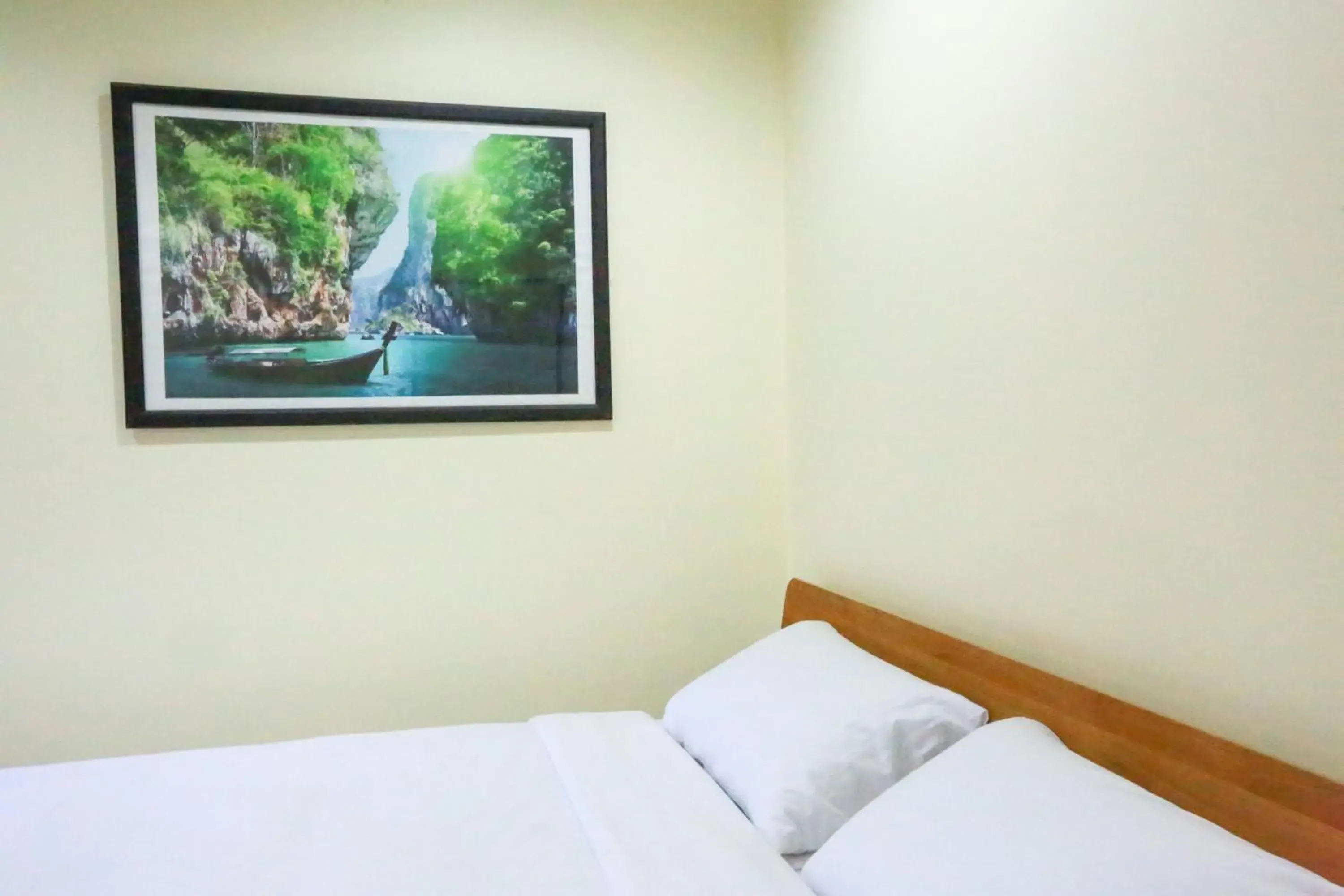 Deluxe King Room in INTERest POSHTEL Deluxe King Room in INTERest POSHTEL