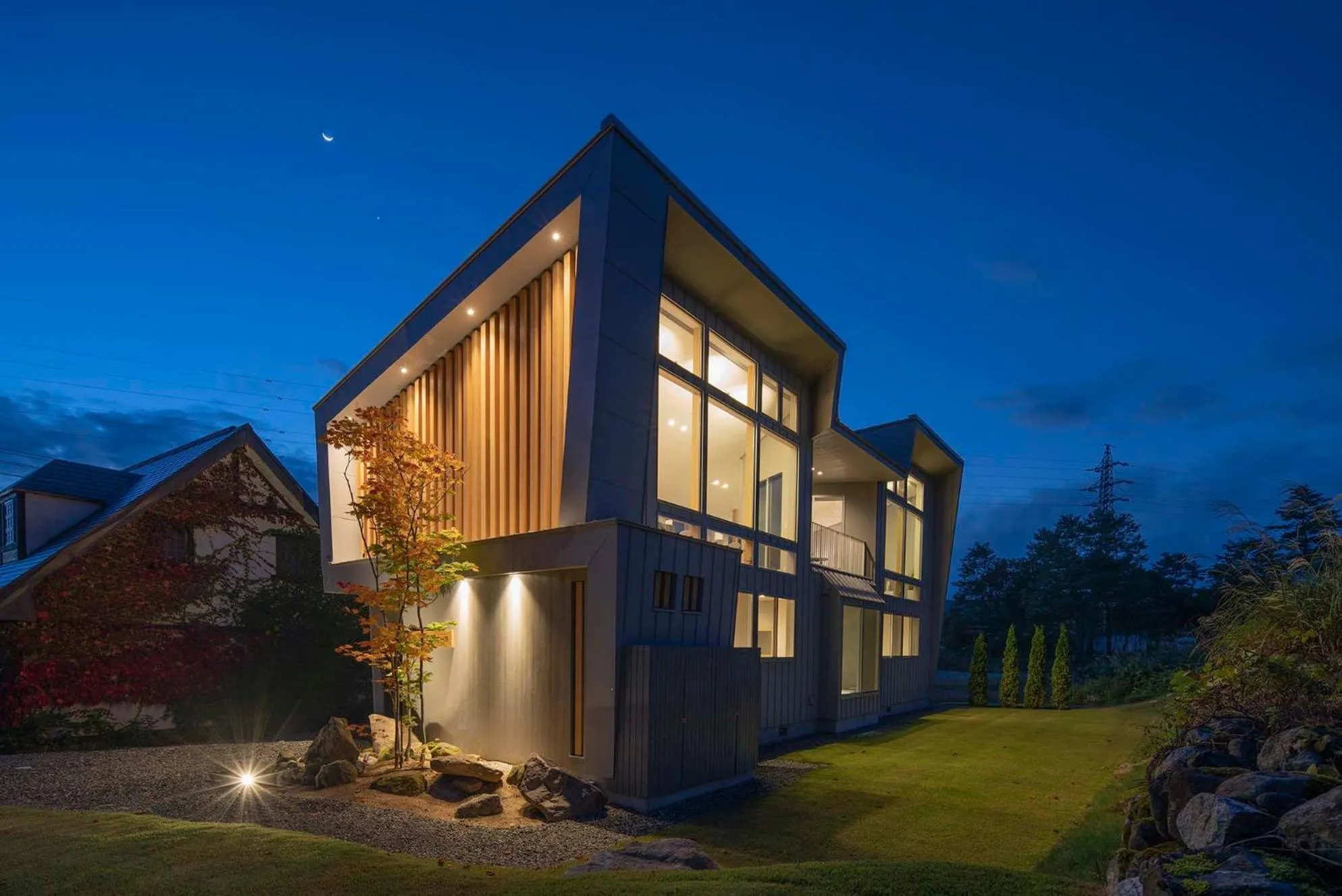 Facade/entrance in Echo Rocks by The Hakuba Collection