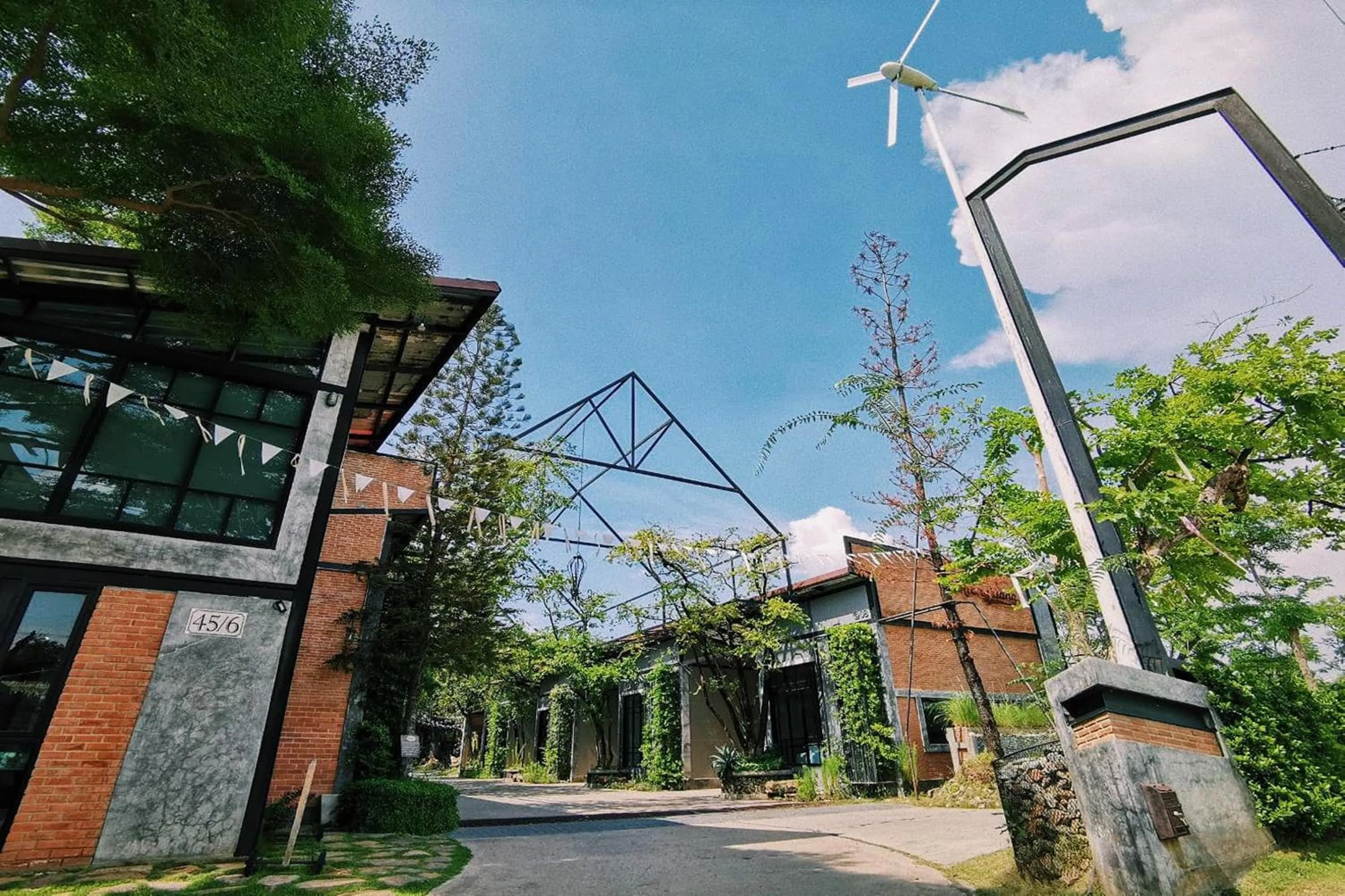 Property building in Na Klongluang Boutique Resort