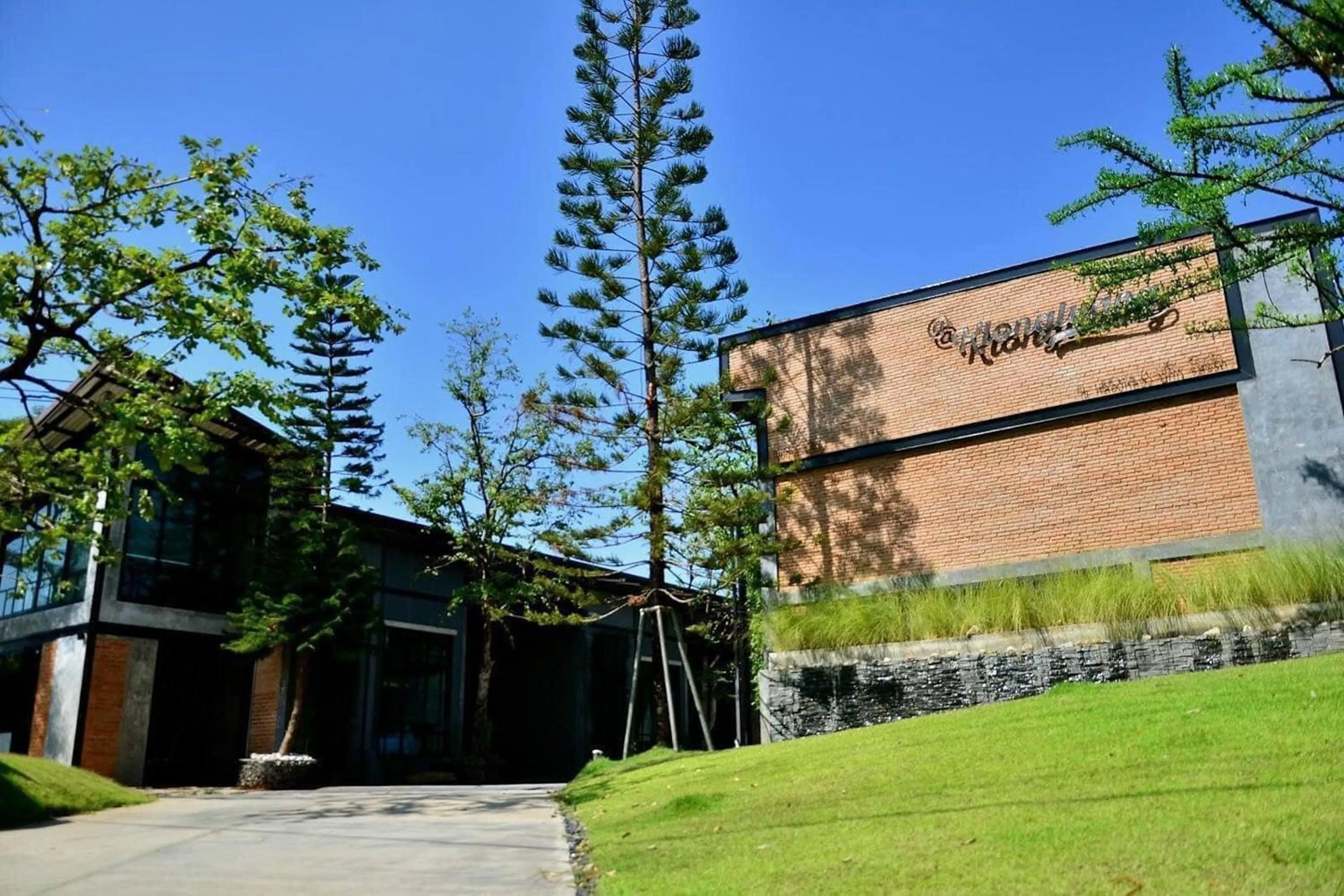 Property building in Na Klongluang Boutique Resort