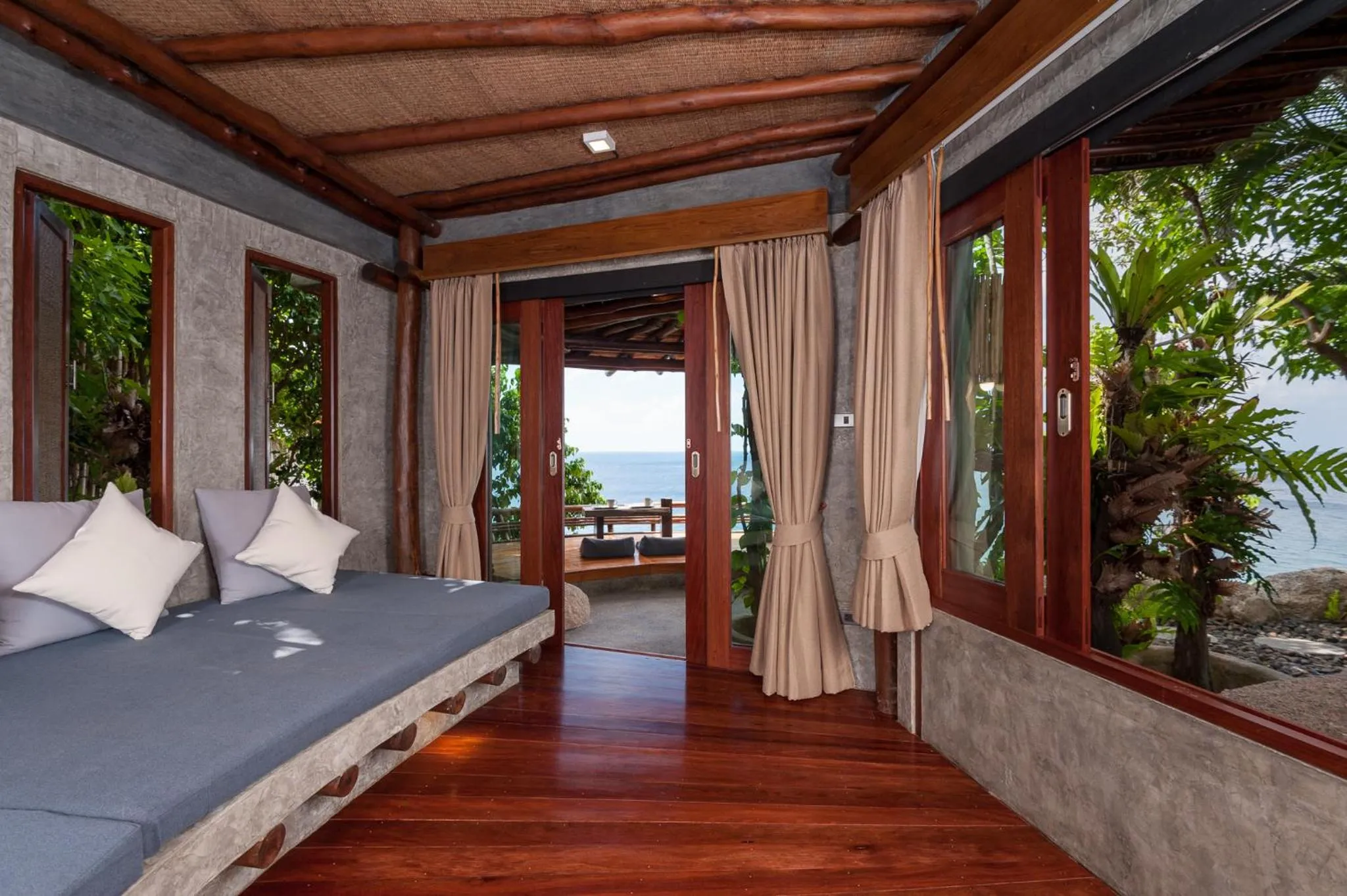 Patio, Bed in View Point Resort