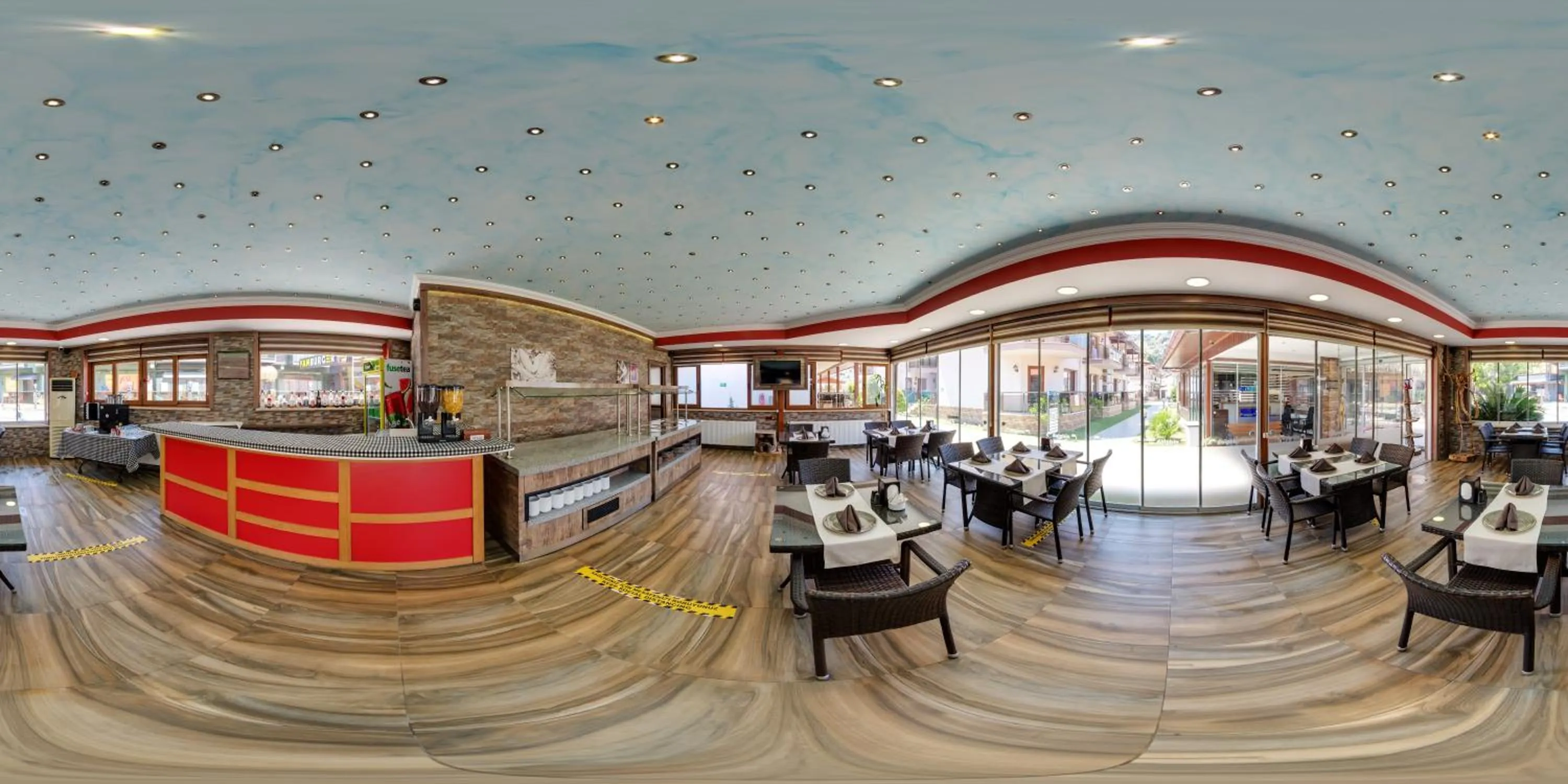 Restaurant/places to eat in SARIGERME NEW GATE HOTEL