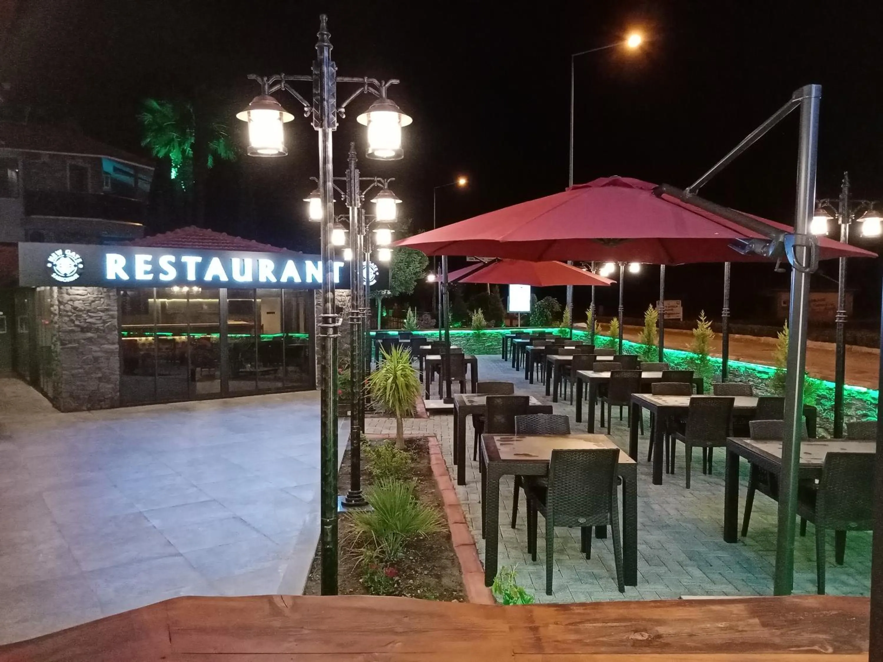 Restaurant/places to eat in SARIGERME NEW GATE HOTEL