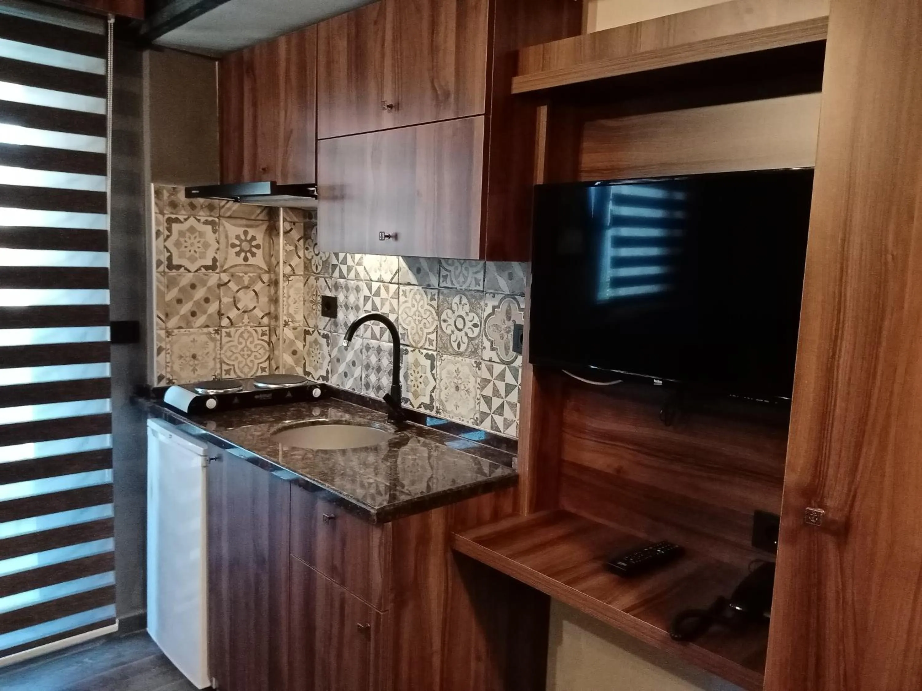 Kitchen or kitchenette in SARIGERME NEW GATE HOTEL