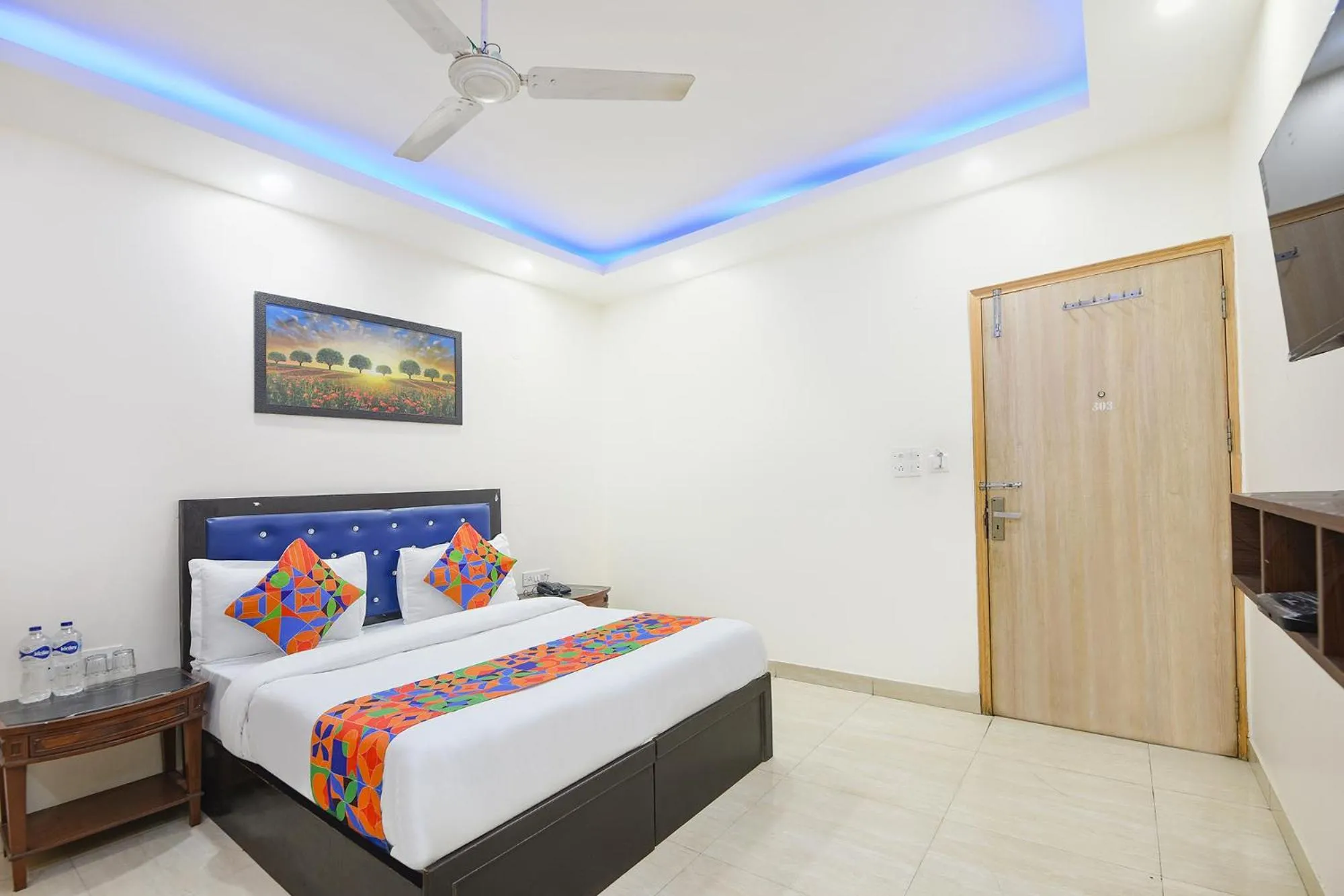 Deluxe Room - single occupancy in FabHotel Mahal
