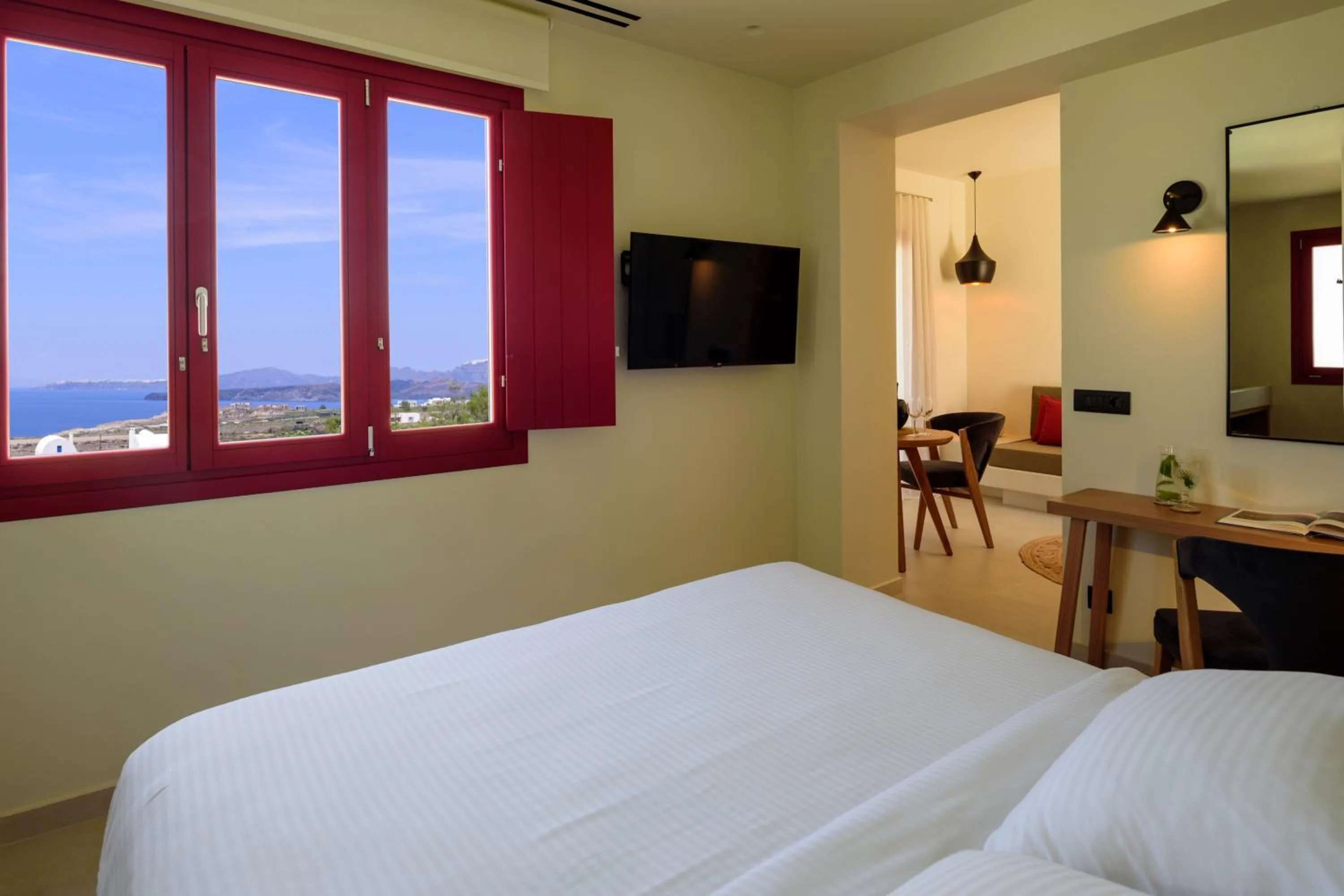 Bed in Potnia Theron Suites