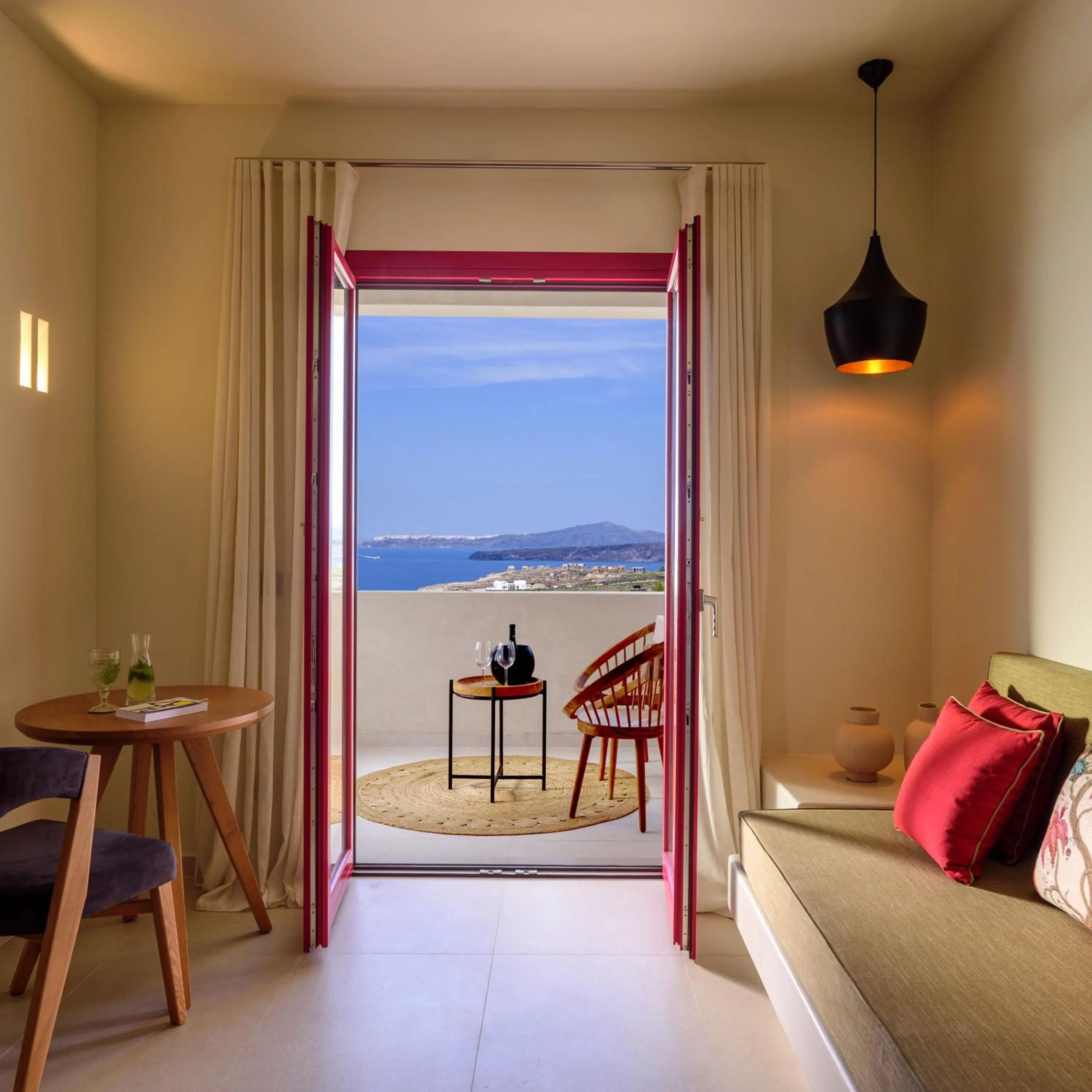 Natural landscape, Bed in Potnia Theron Suites