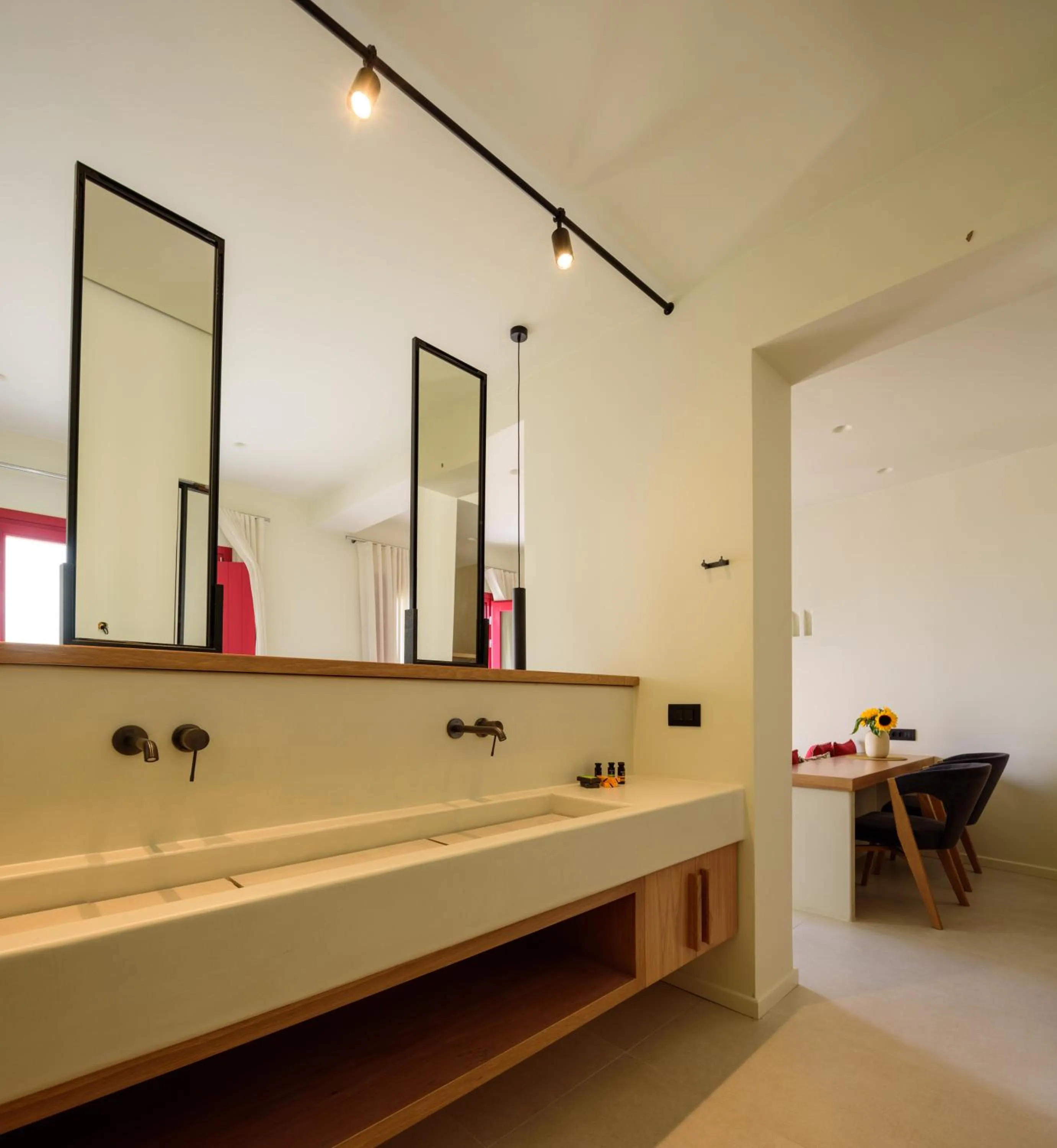 Bathroom in Potnia Theron Suites